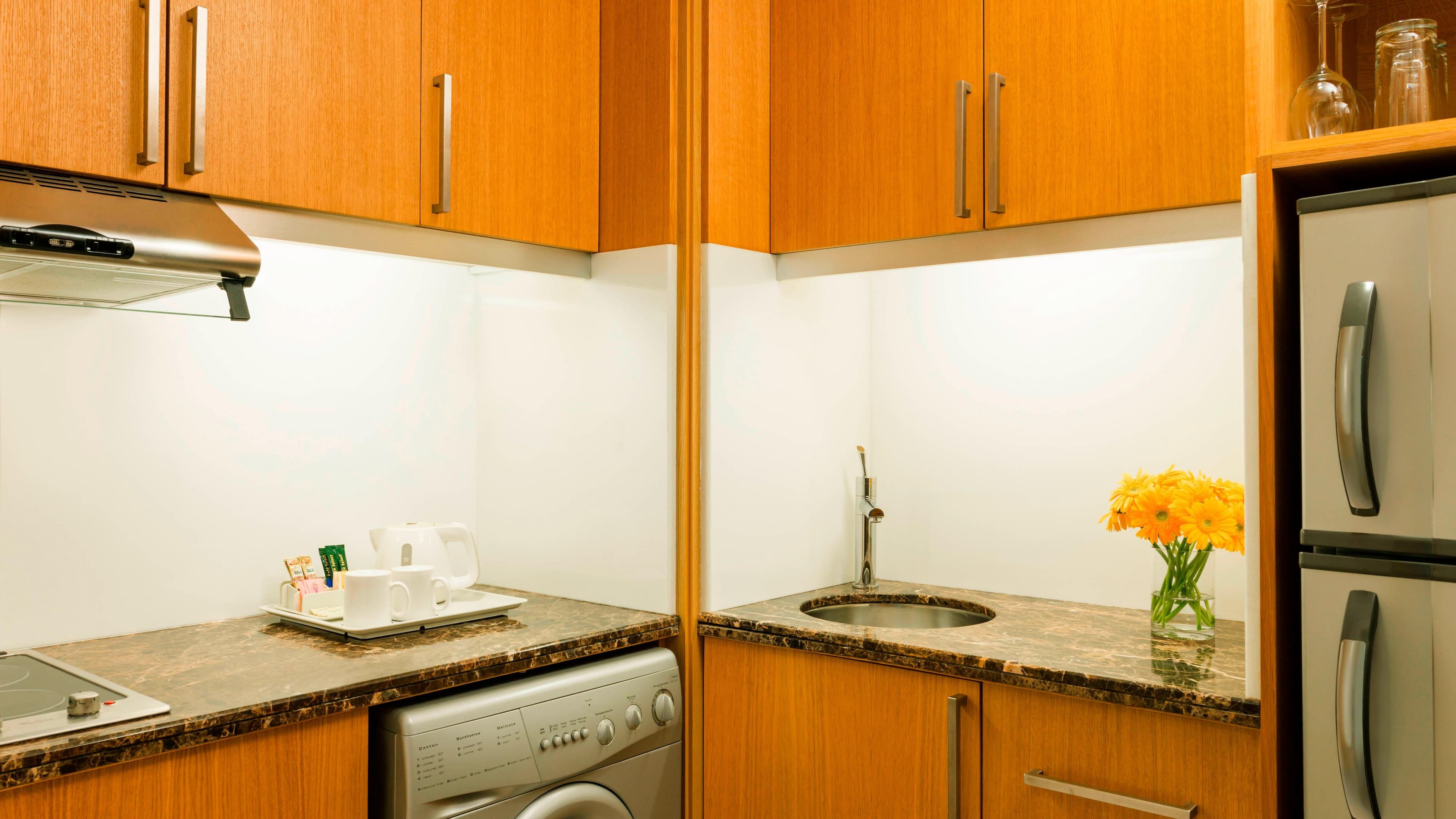 Four Points by Sheraton Bur Dubai — 21