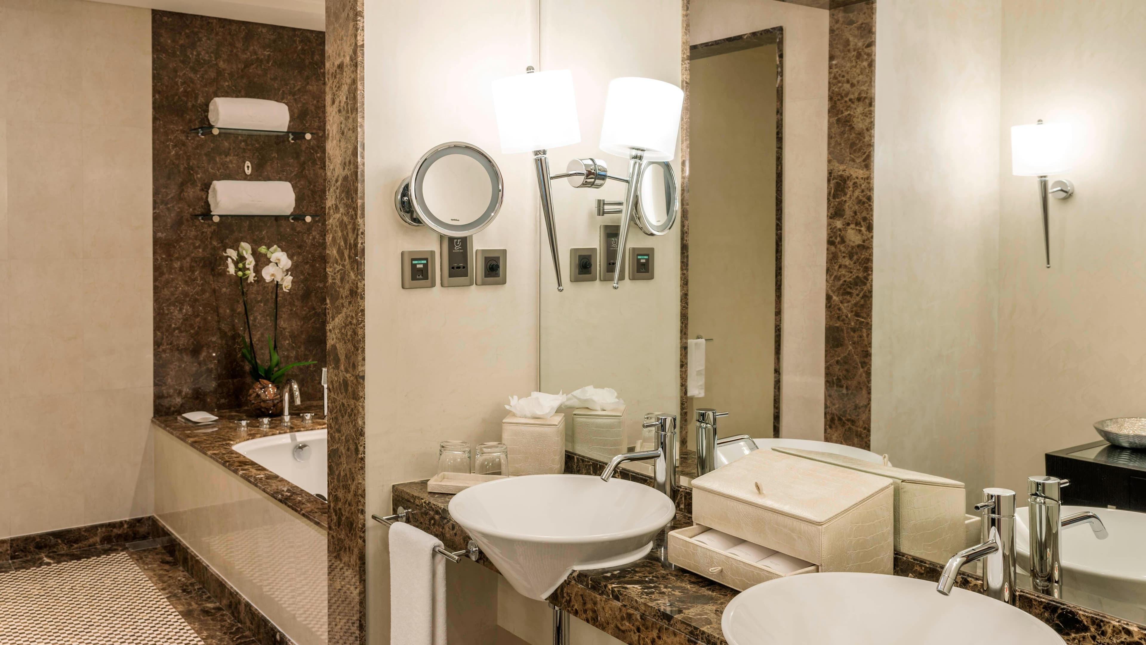 Grosvenor House, a Luxury Collection Hotel, Dubai — 18