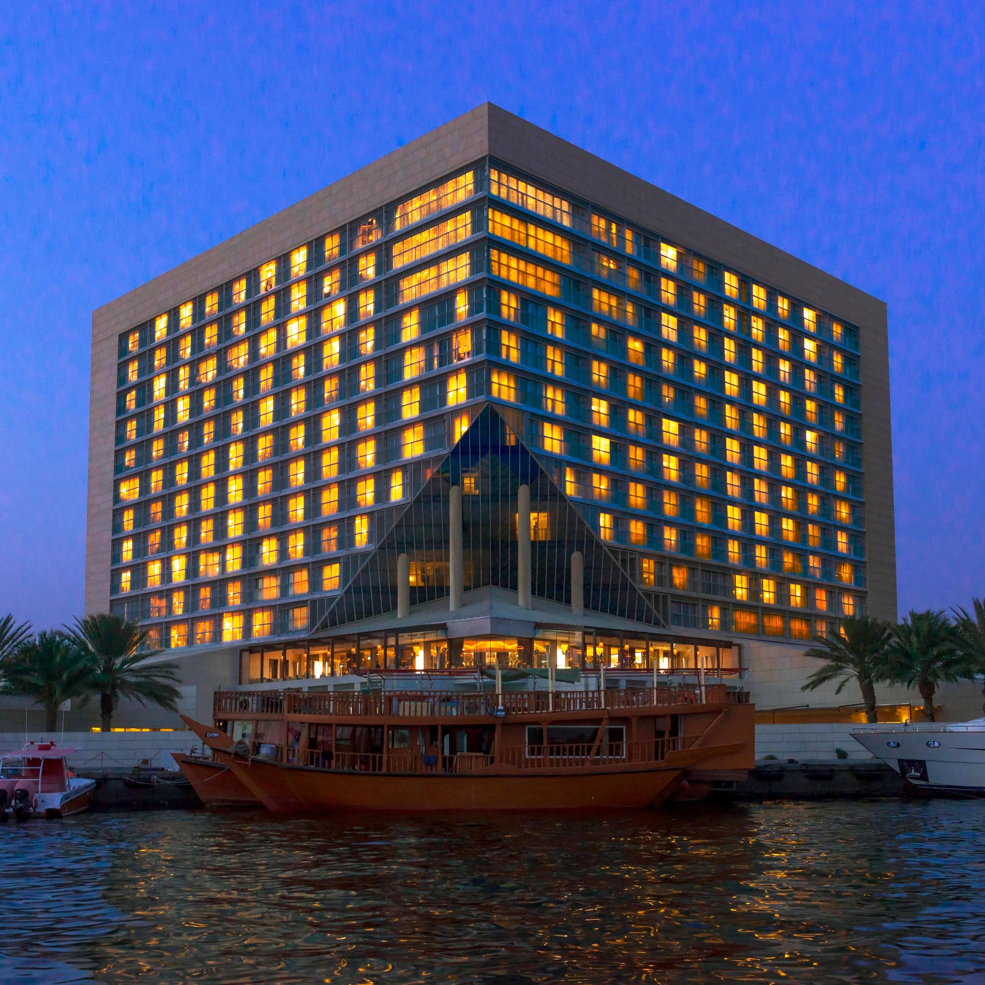 Sheraton Dubai Creek Hotel & Towers - Image 1