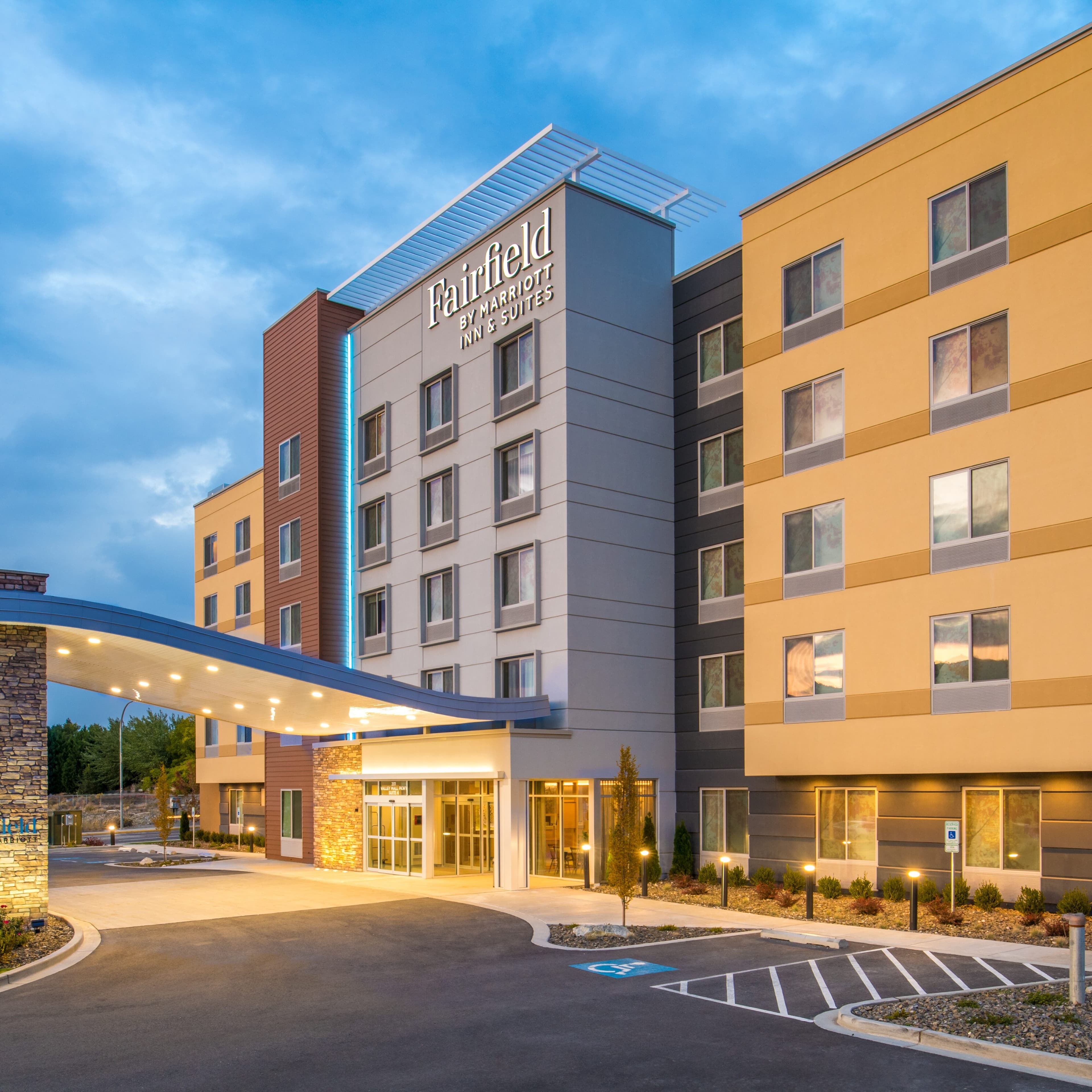 Fairfield Inn & Suites Wenatchee - Image 1