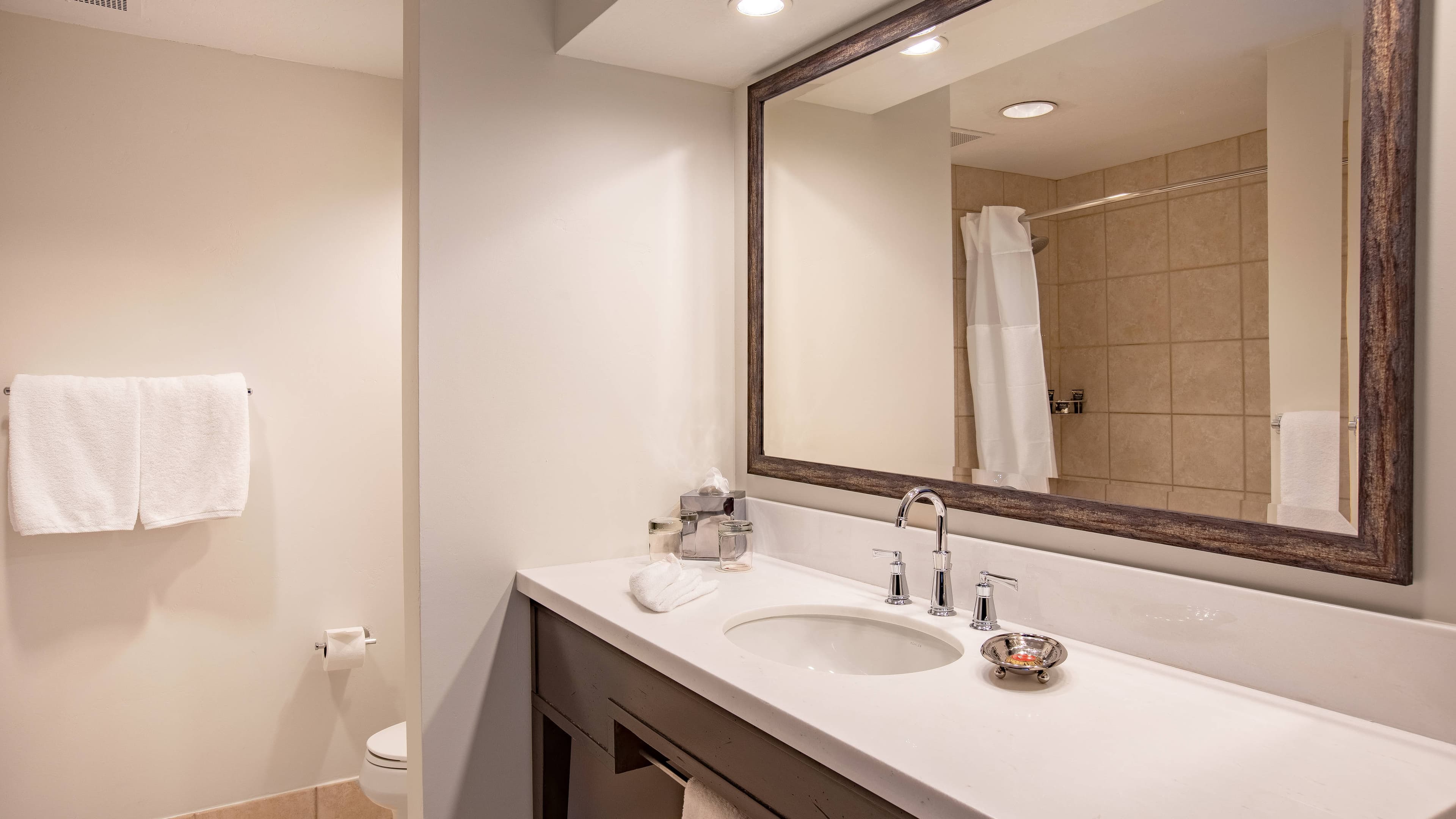 Suite - Image 5