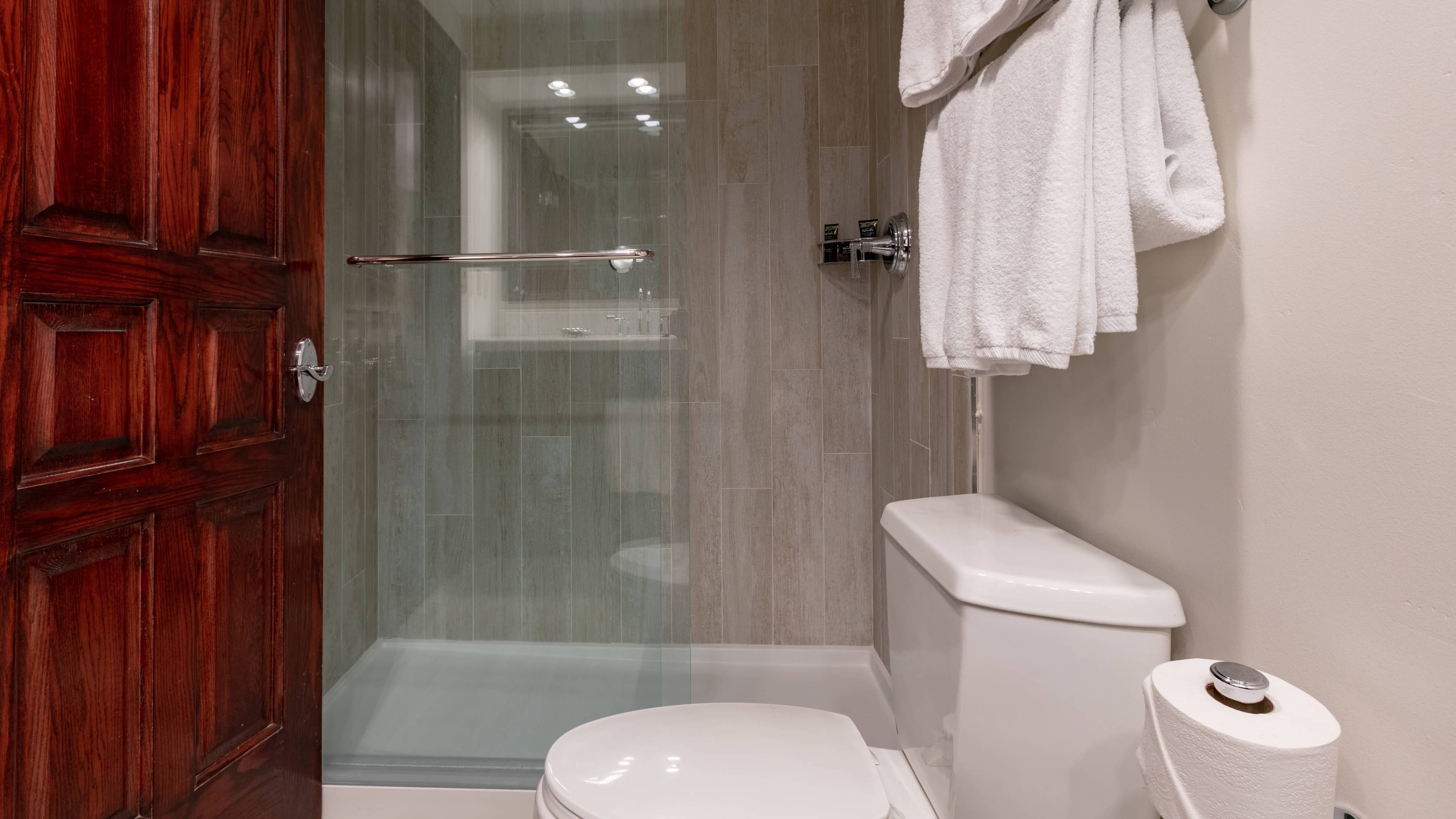 Suite - Image 7