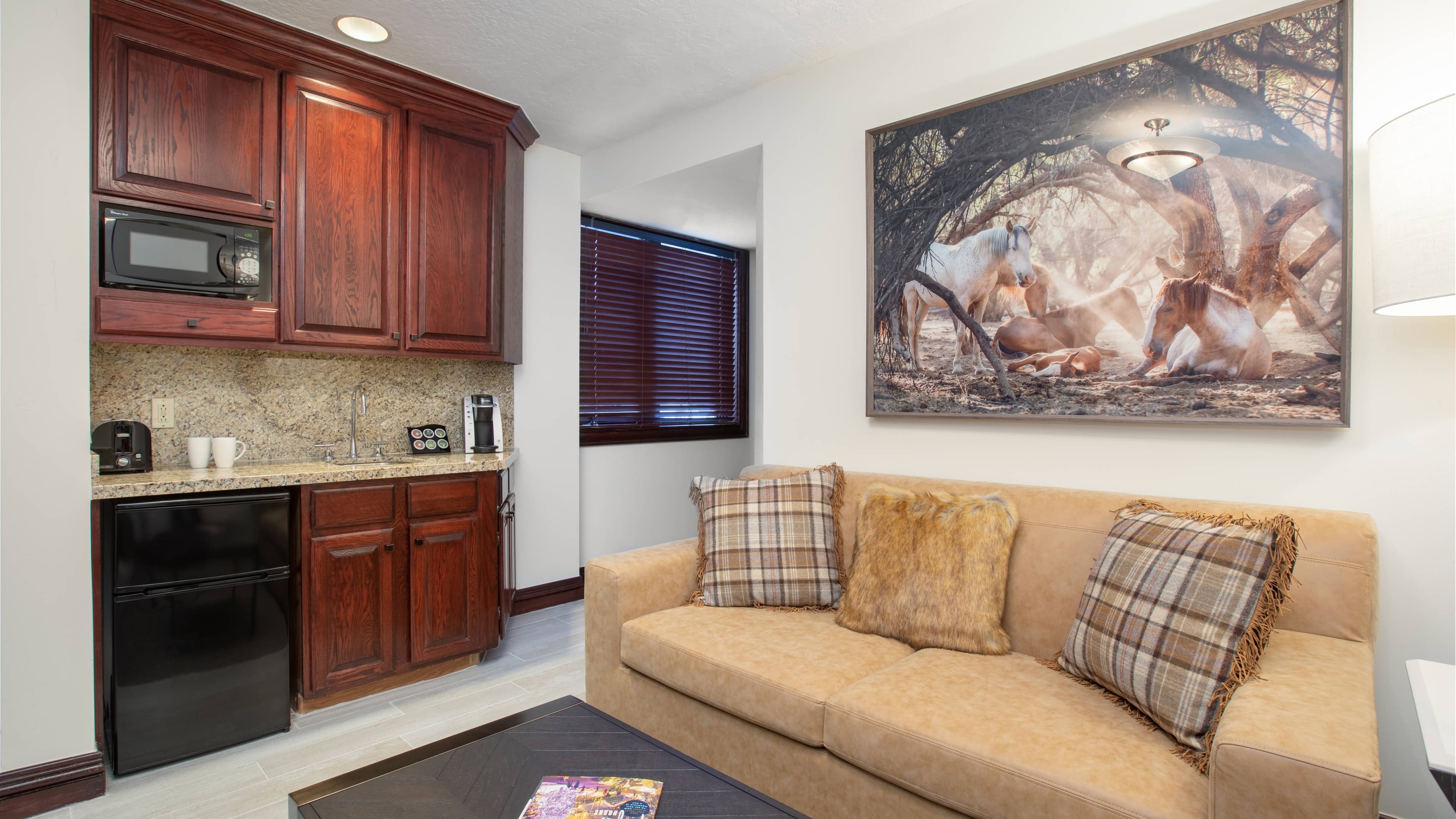 Suite - Image 3