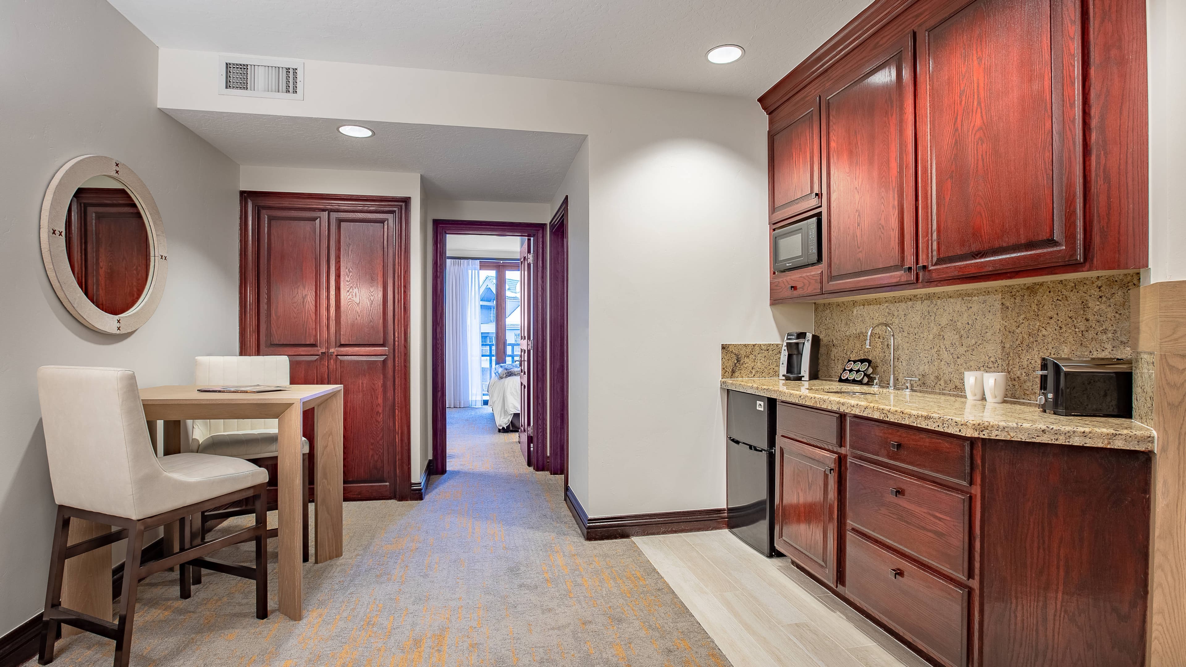 Suite - Image 4
