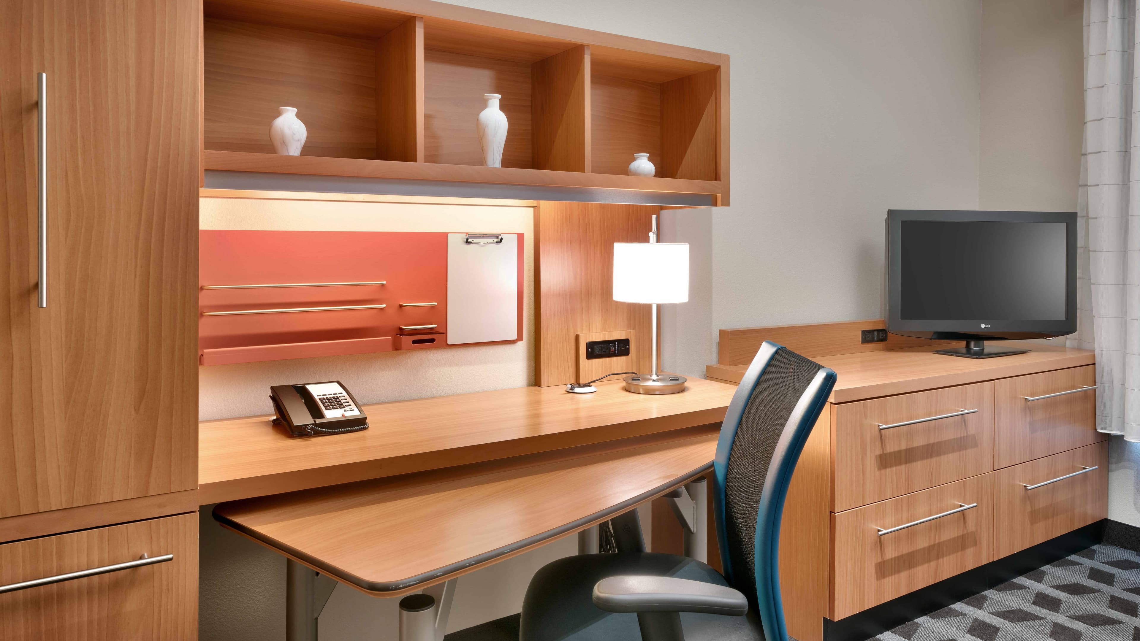 TownePlace Suites Elko — 8
