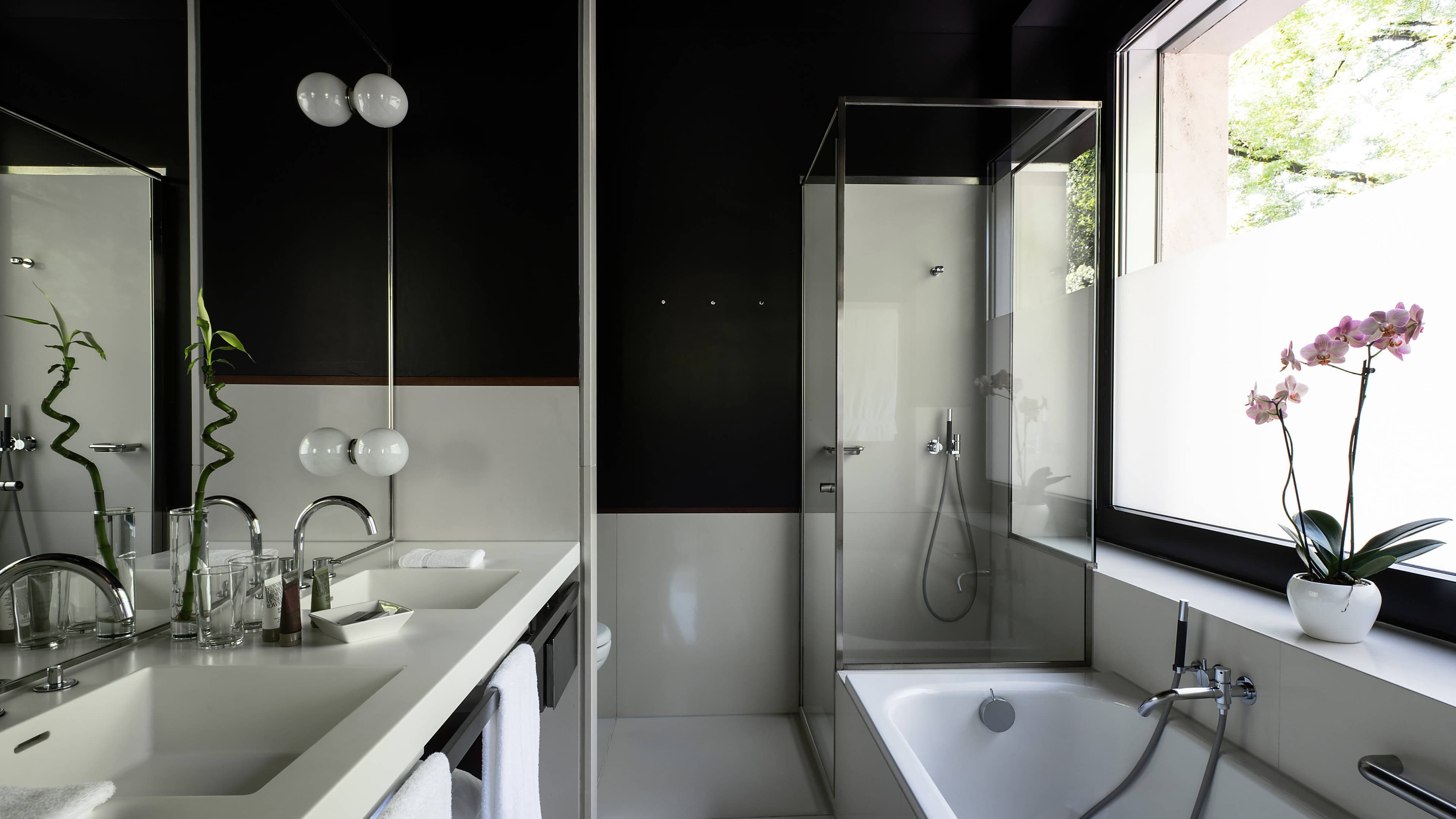 The Hotel Lucerne, Autograph Collection - Image 4