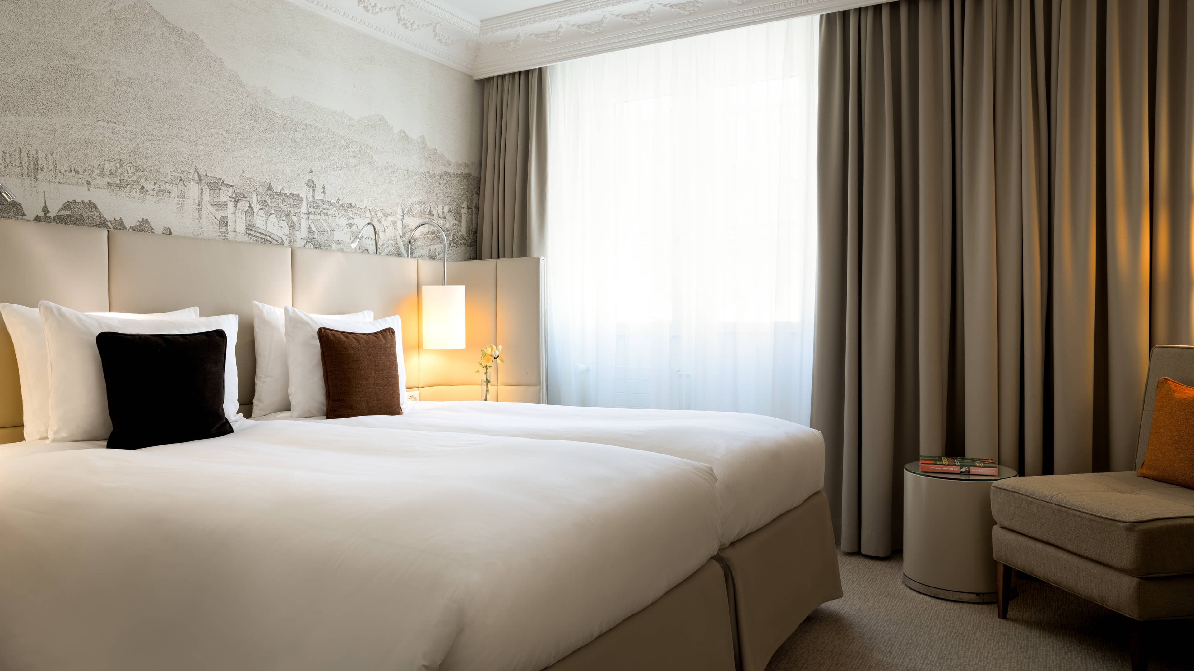 Renaissance Lucerne Hotel — 28