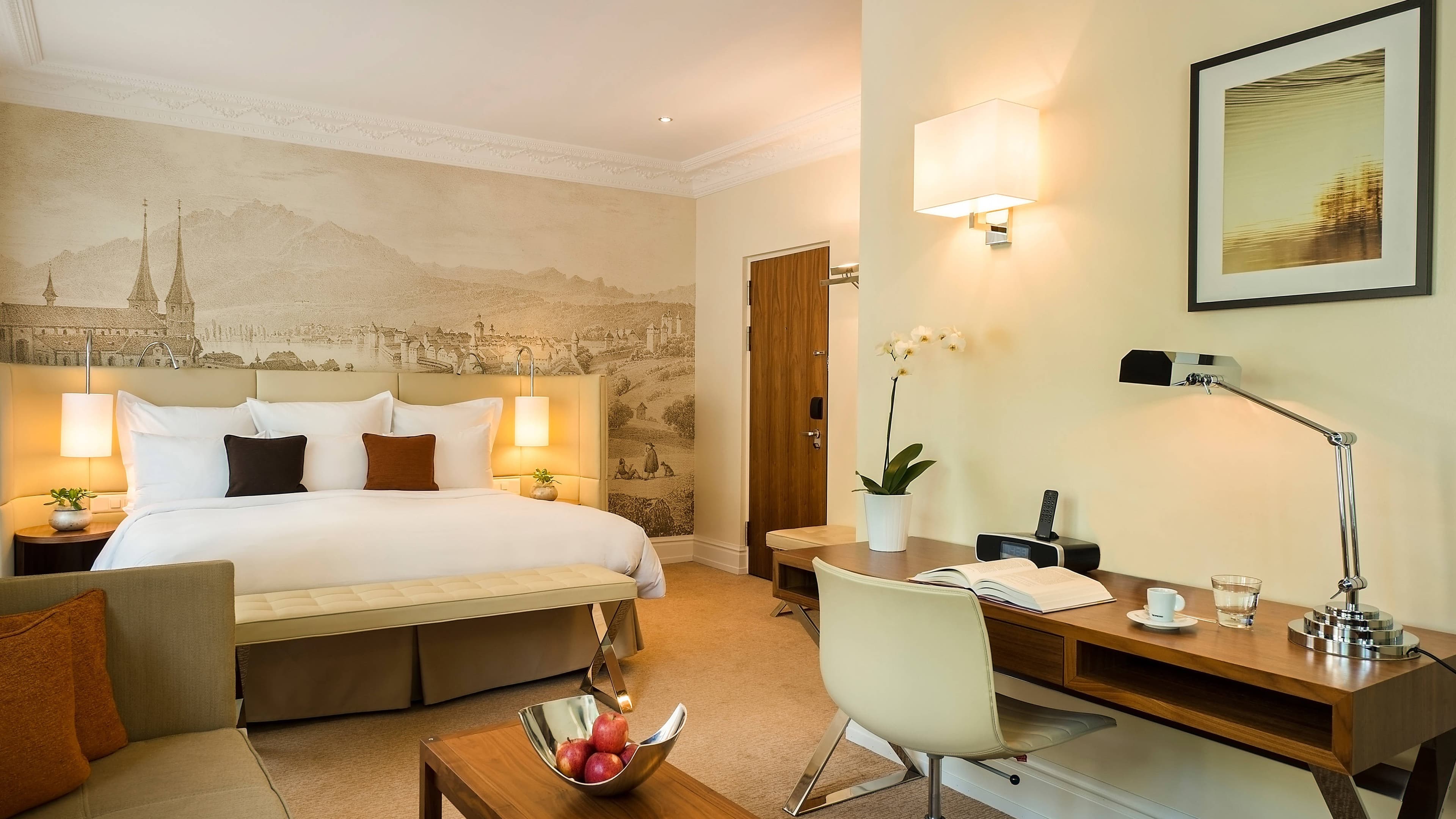 Renaissance Lucerne Hotel — 17