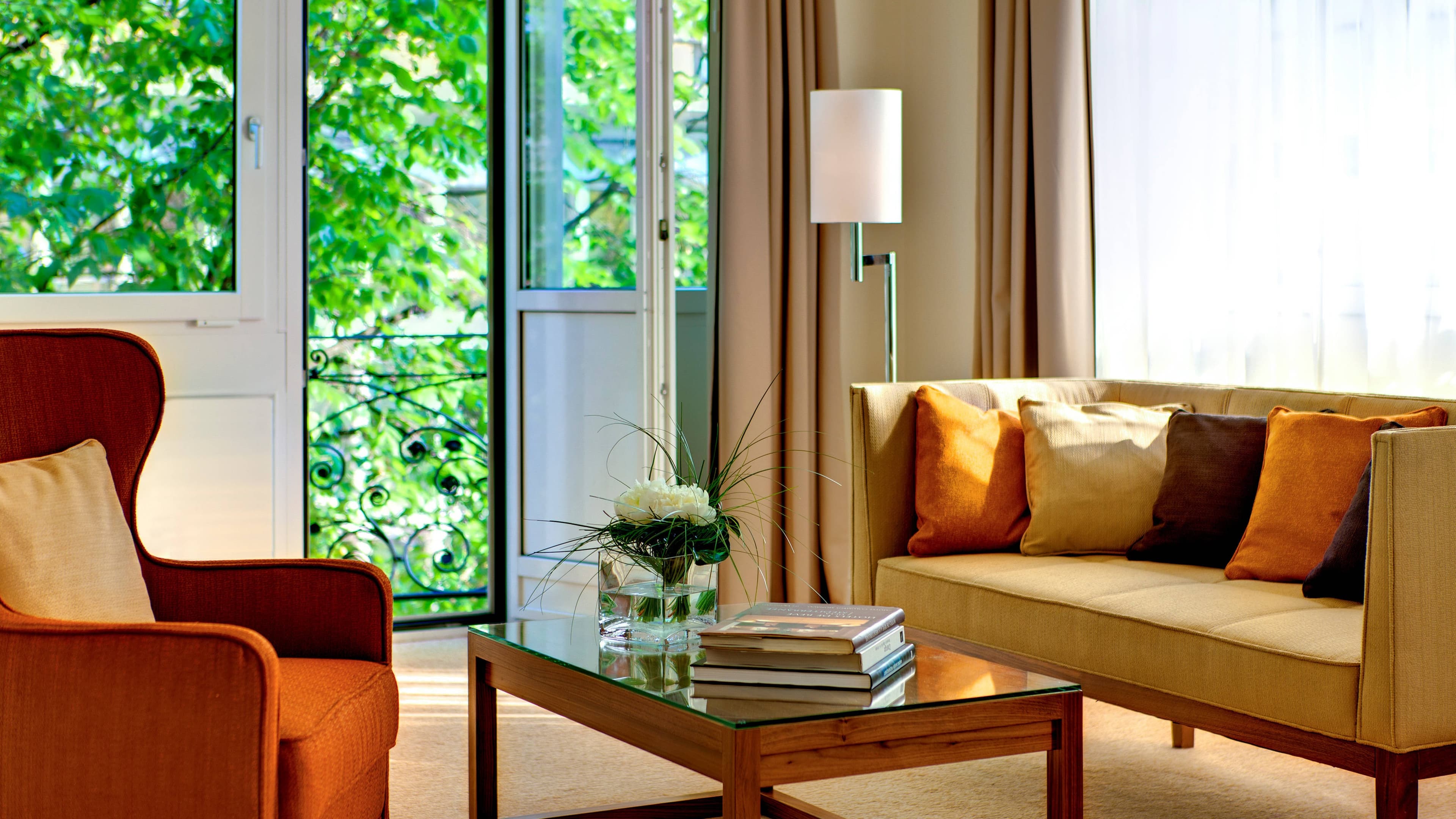 Renaissance Lucerne Hotel — 19