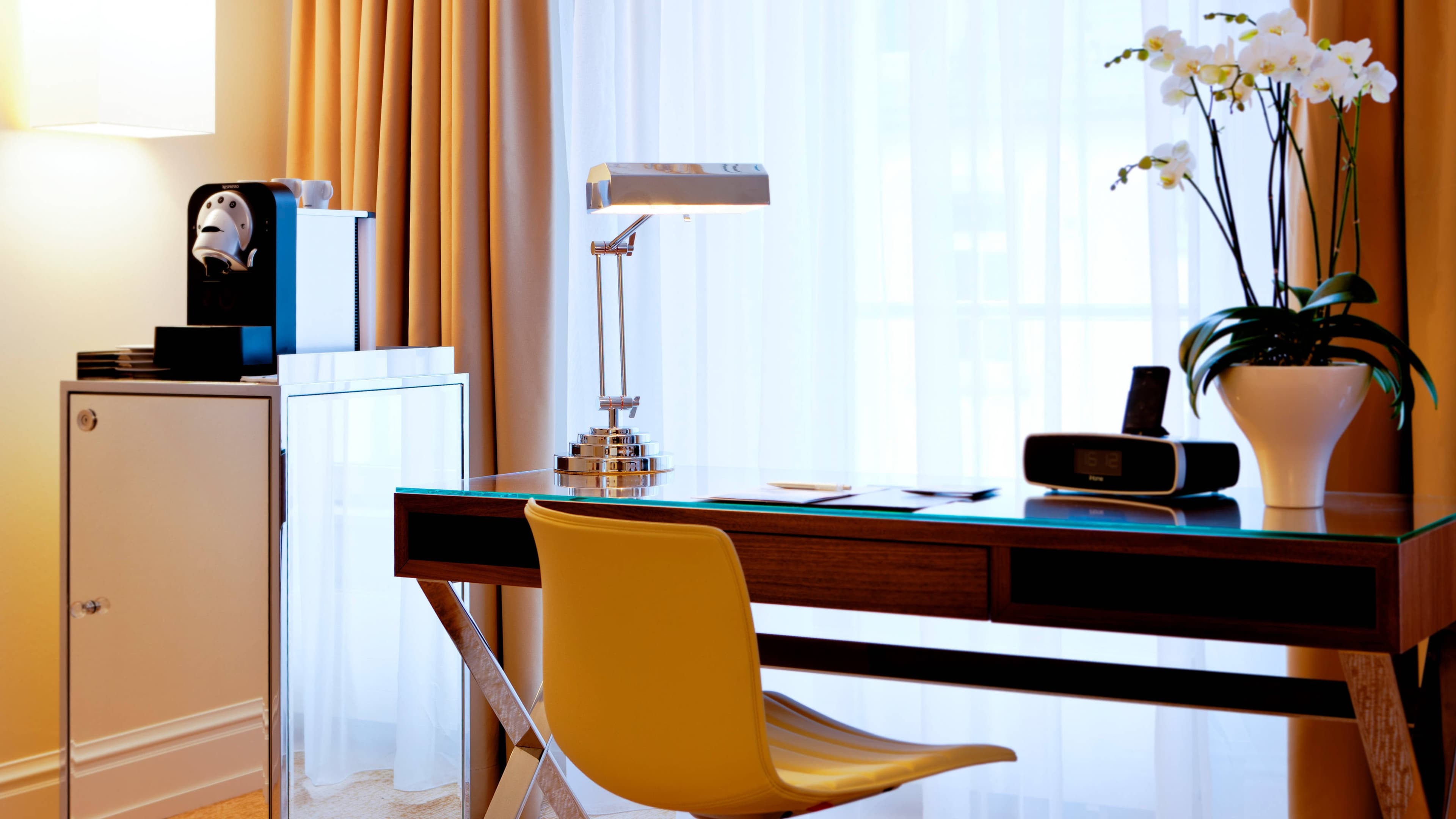 Renaissance Lucerne Hotel — 20