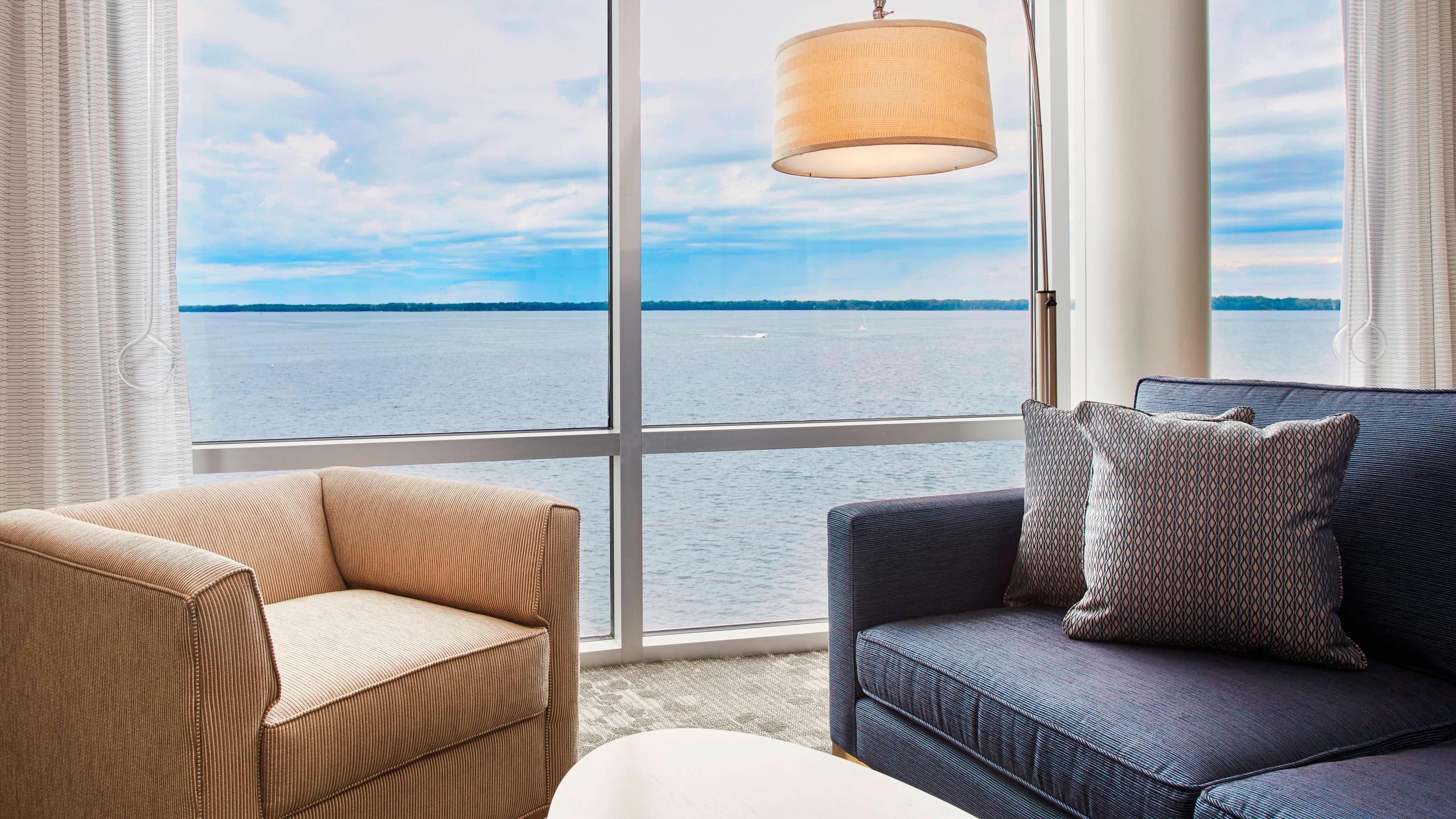 Courtyard Erie Bayfront — 61