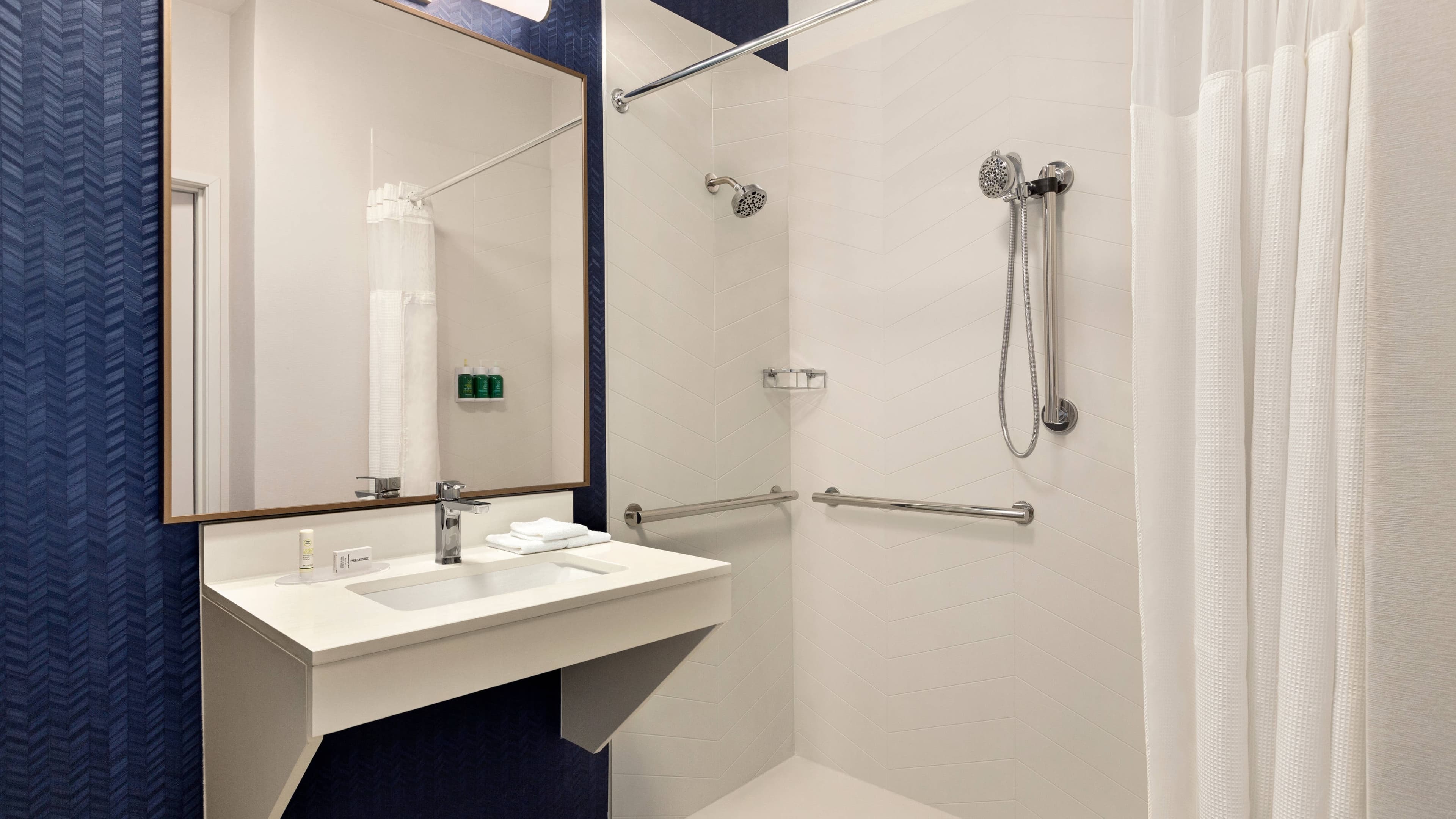 Fairfield Inn Erie Millcreek Mall — 6