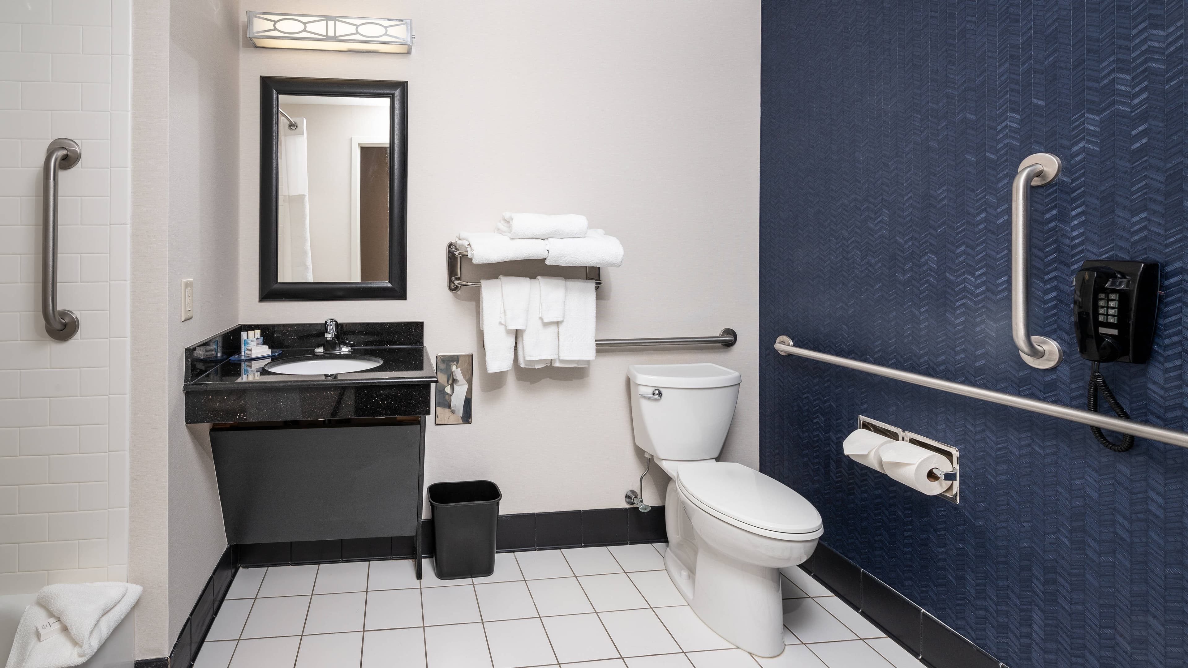 Fairfield Inn & Suites New Bedford — 10