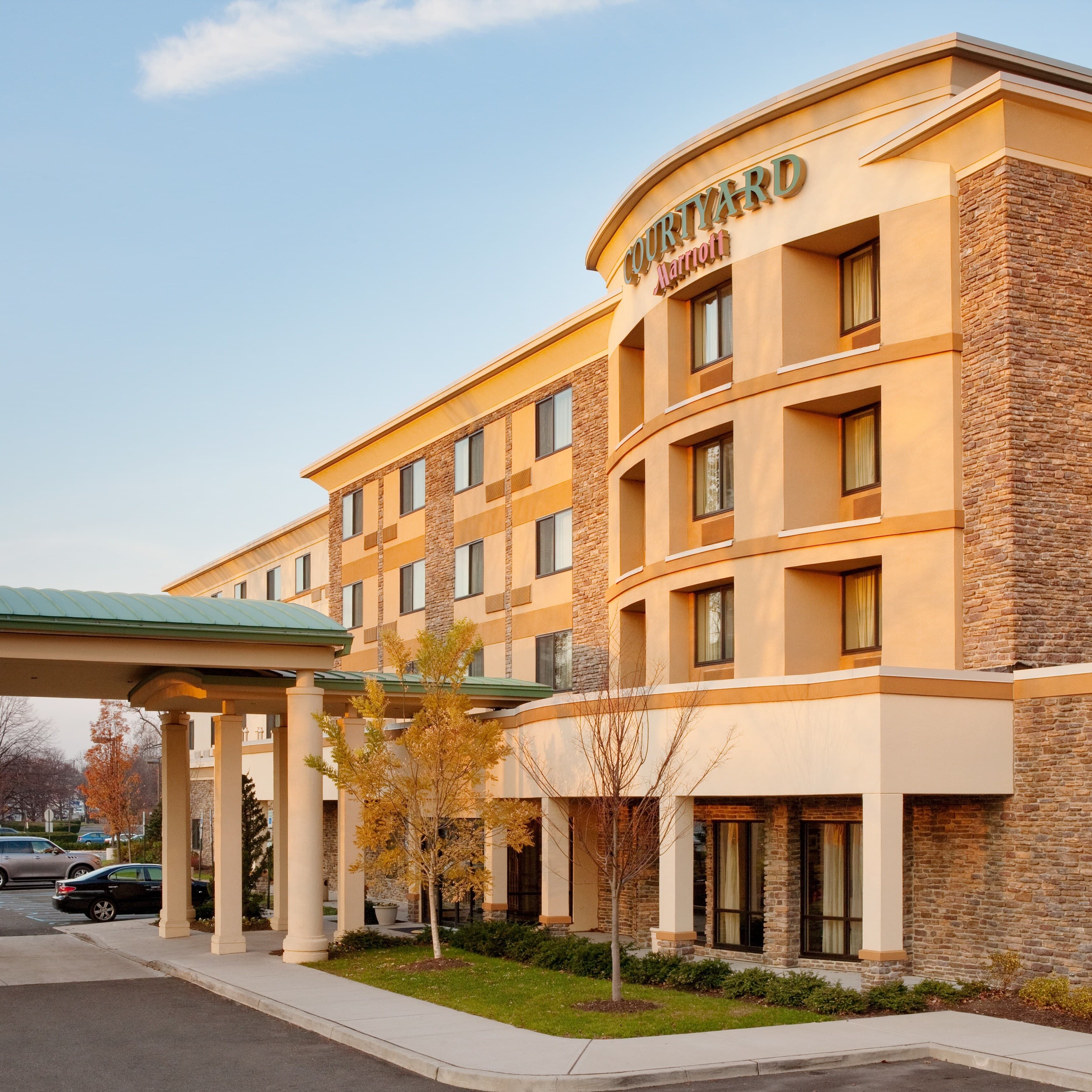 Courtyard Paramus - Image 1