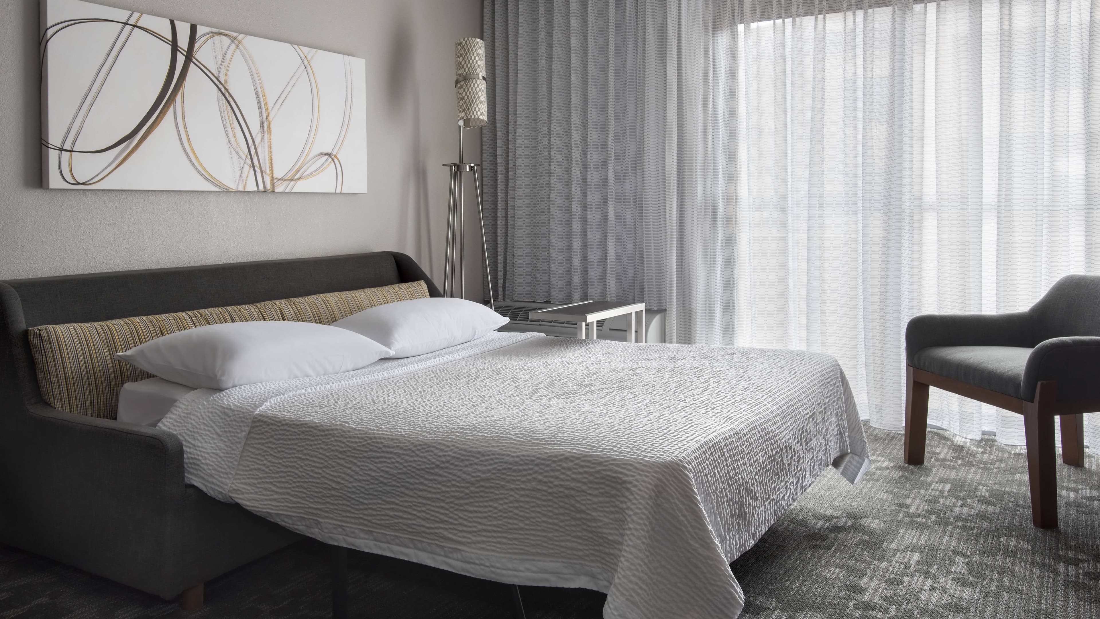 Courtyard Lincroft Red Bank — 13