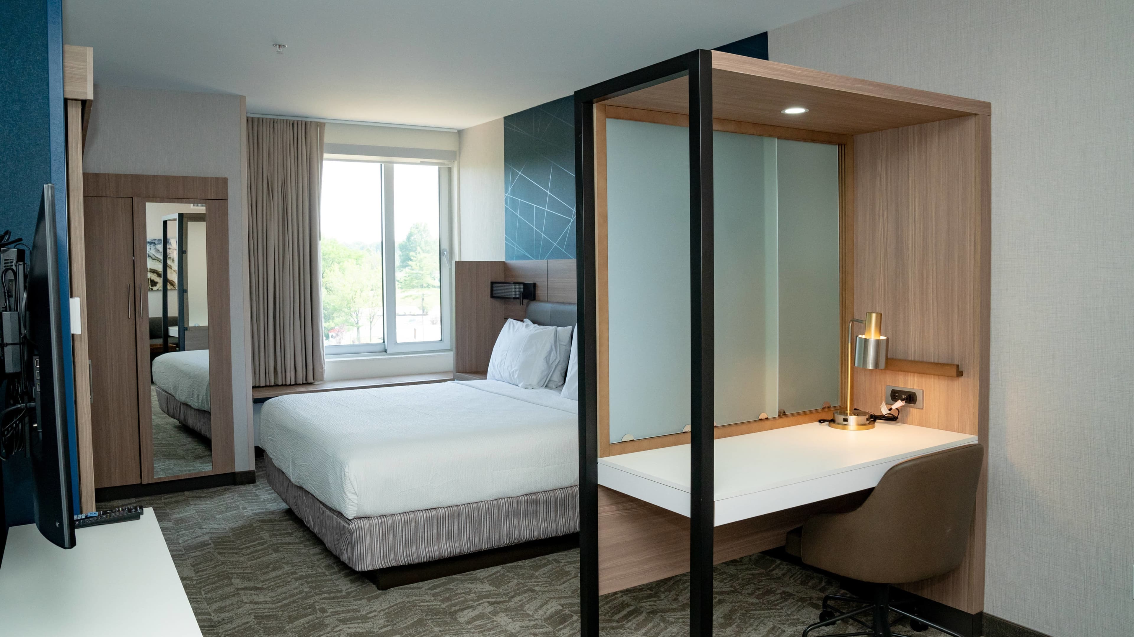 Suite - Image 2
