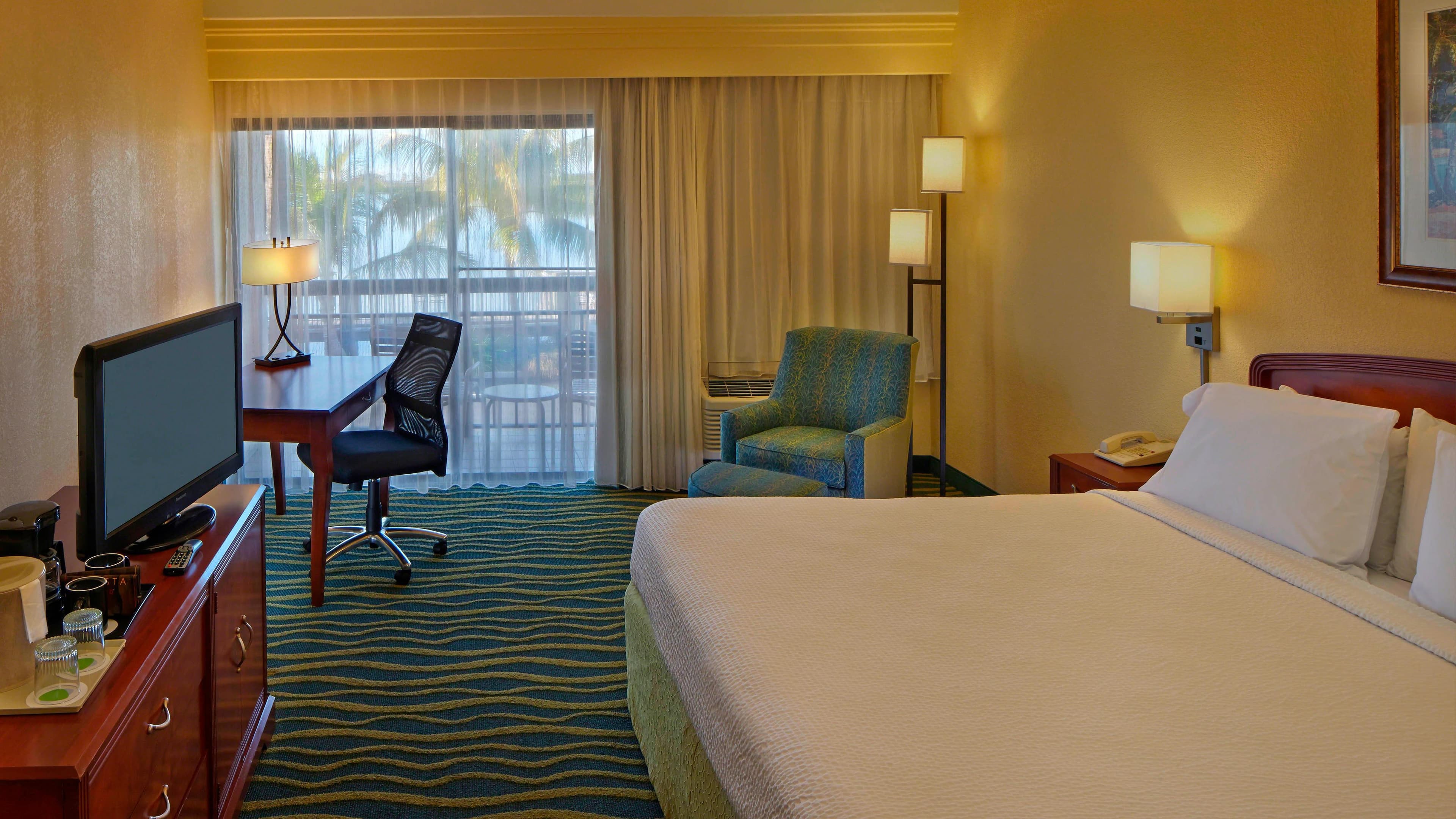 Courtyard Key West Waterfront - Image 3