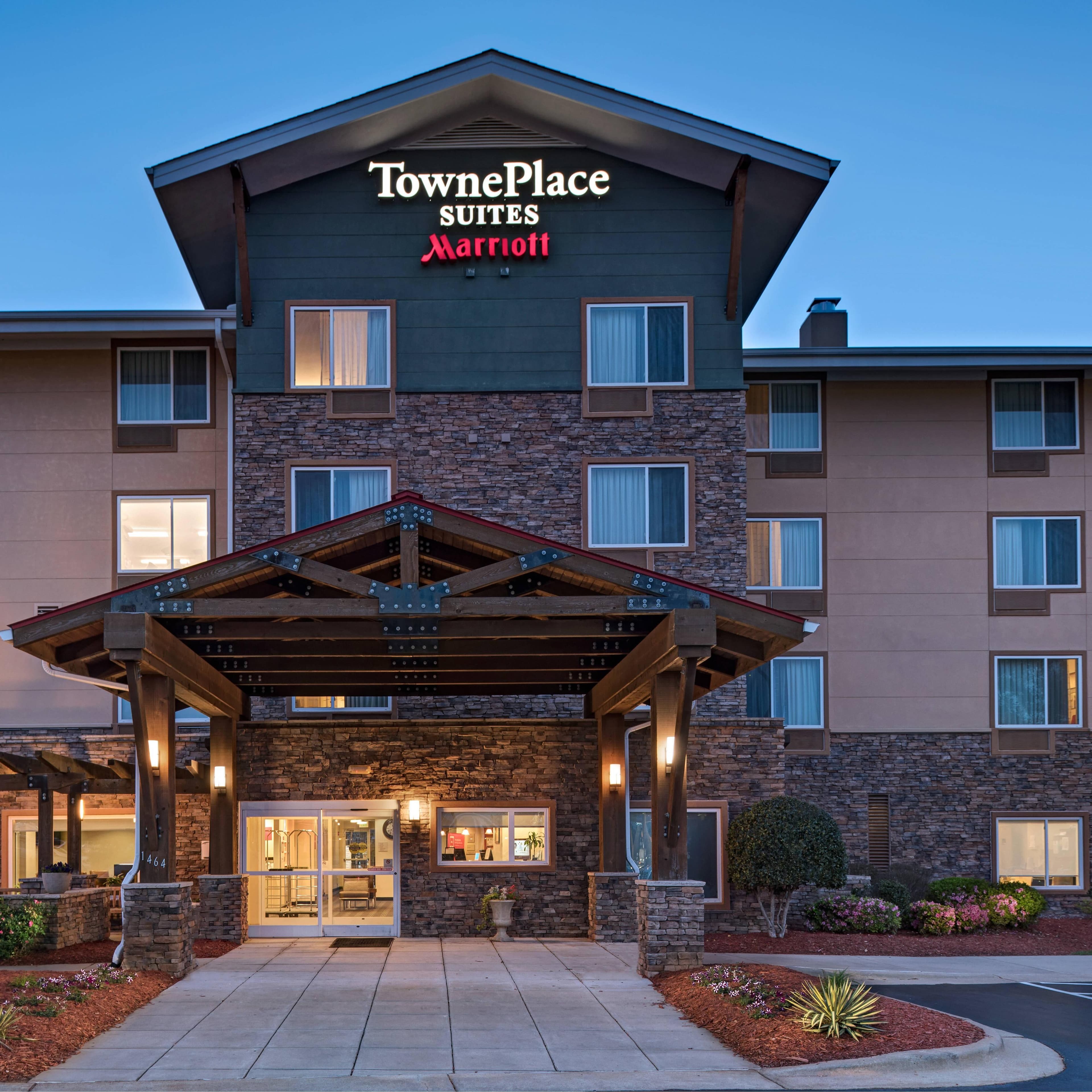 TownePlace Suites Fayetteville Cross Creek - Image 1