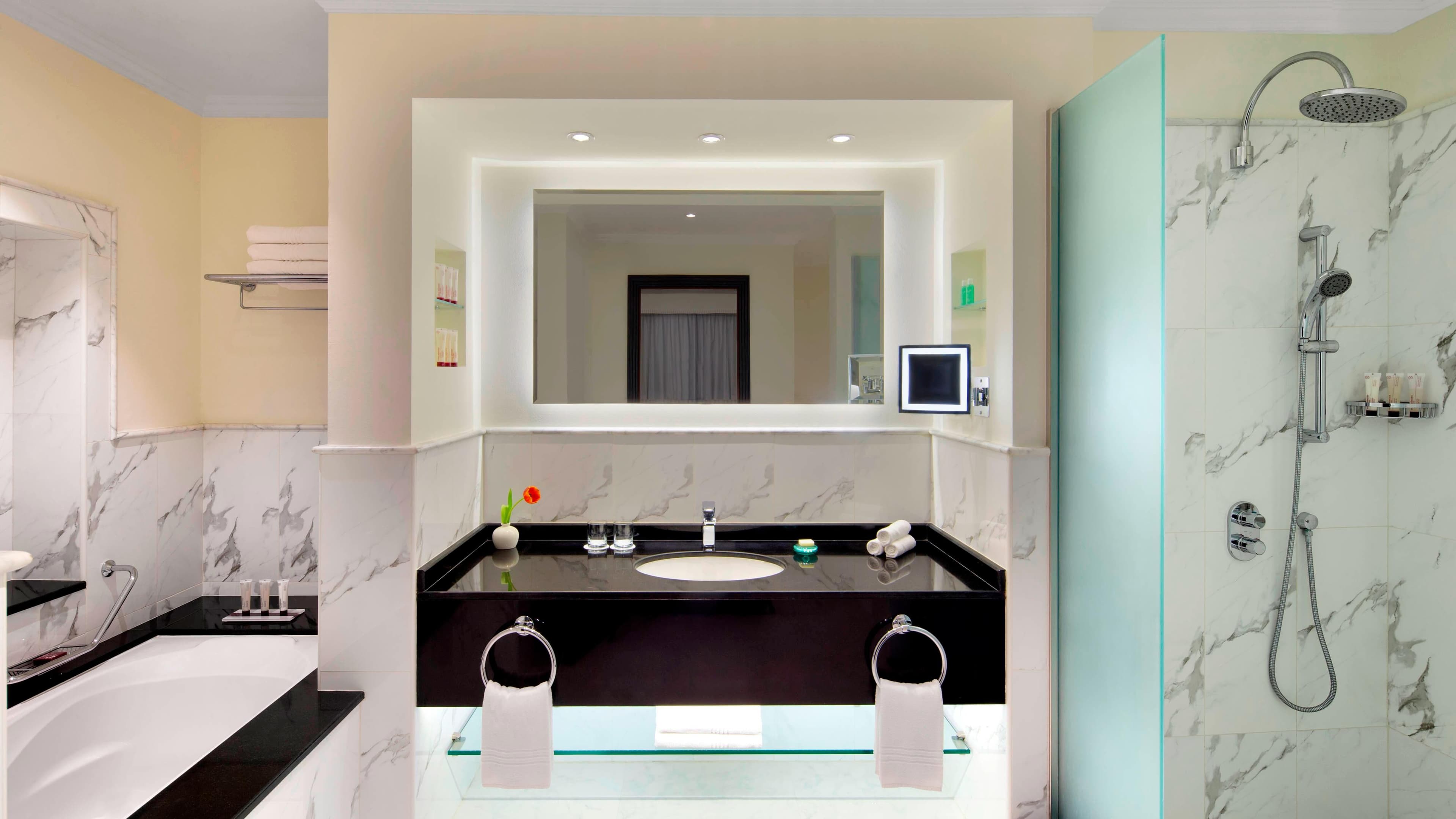 Le Méridien Al Aqah Beach Resort — 33