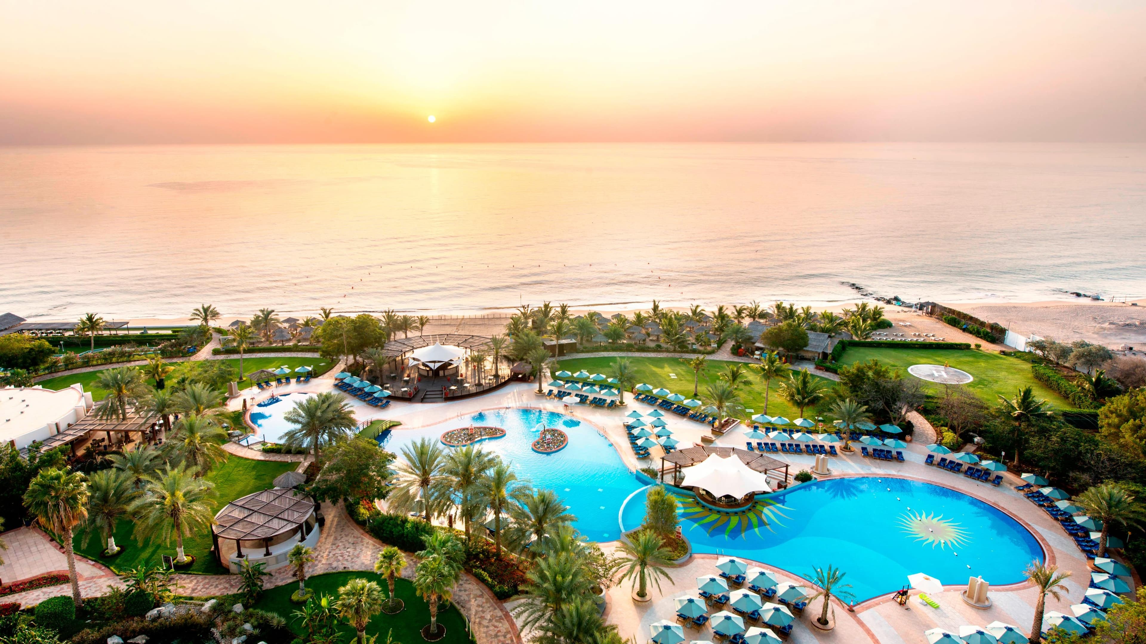 Le Méridien Al Aqah Beach Resort — 35