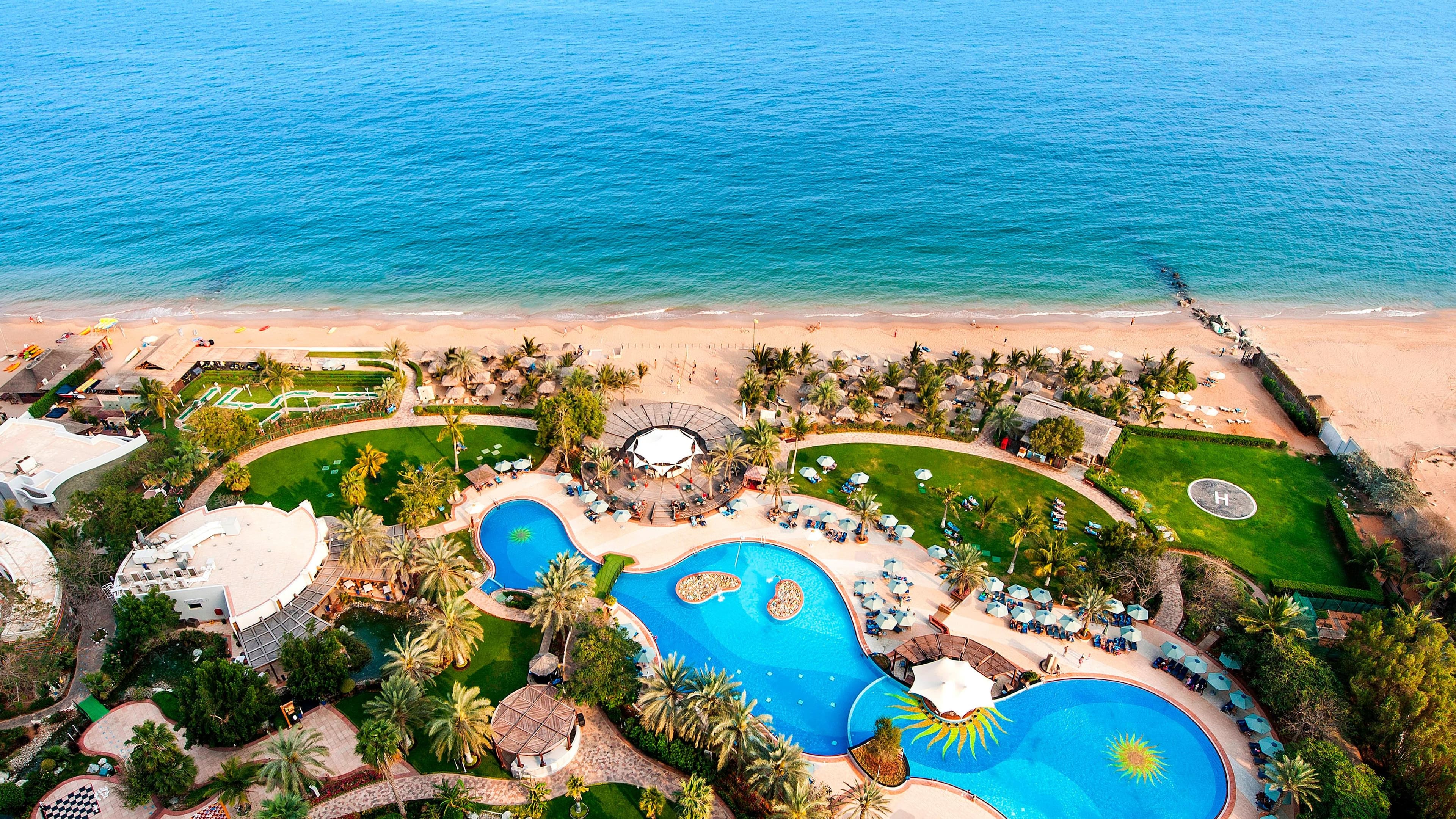 Le Méridien Al Aqah Beach Resort — 34