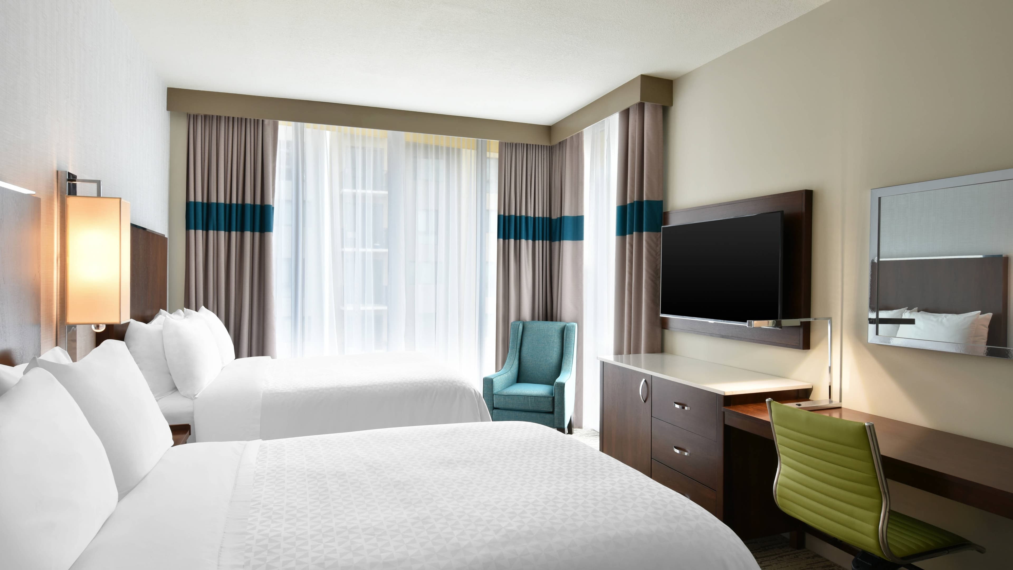 Four Points by Sheraton Coral Gables - Image 2