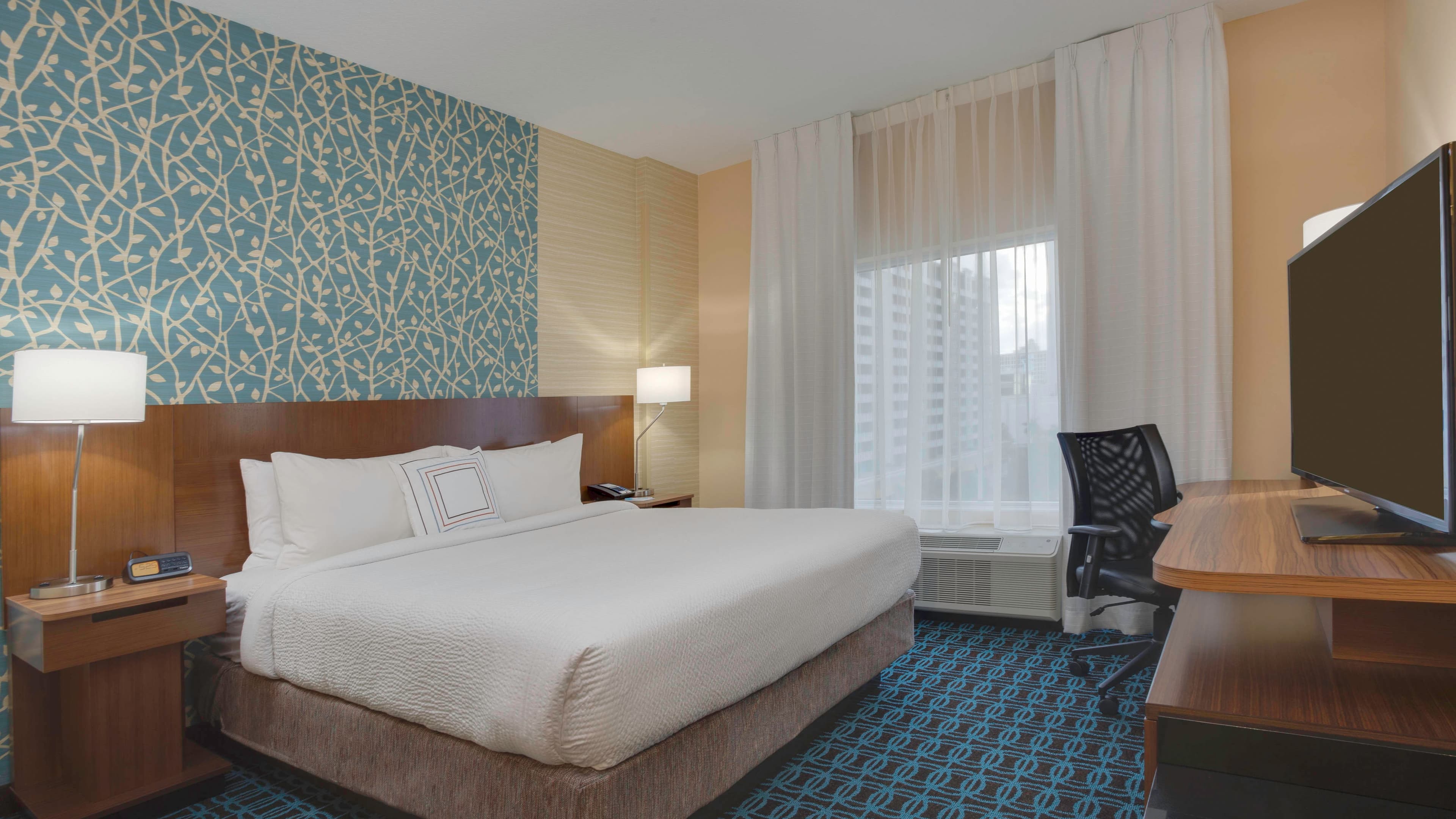 Fairfield Inn & Suites Fort Lauderdale Downtown/Las Olas - Image 2