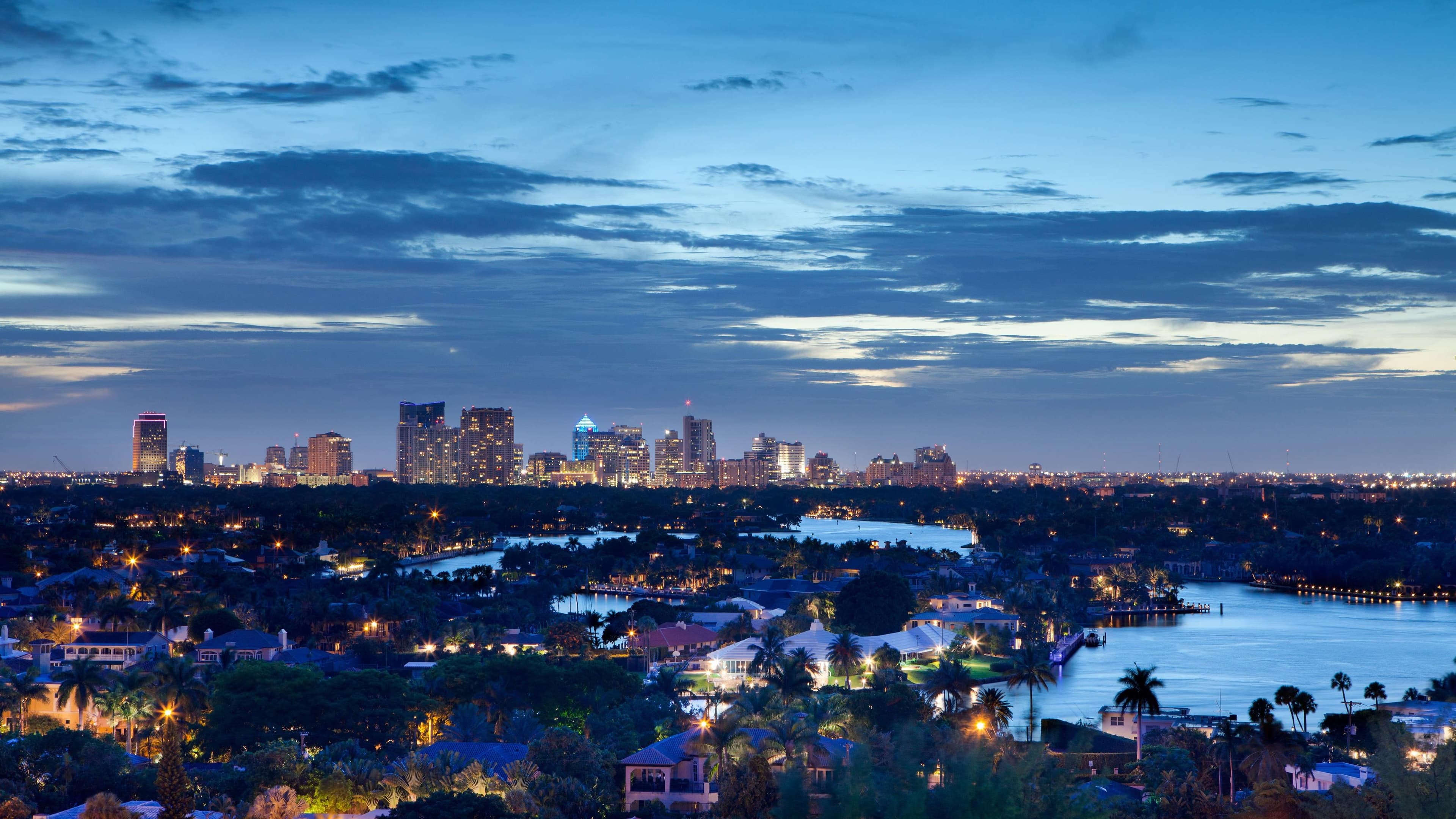 Fort Lauderdale Marriott Harbor Beach Resort & Spa - Image 5