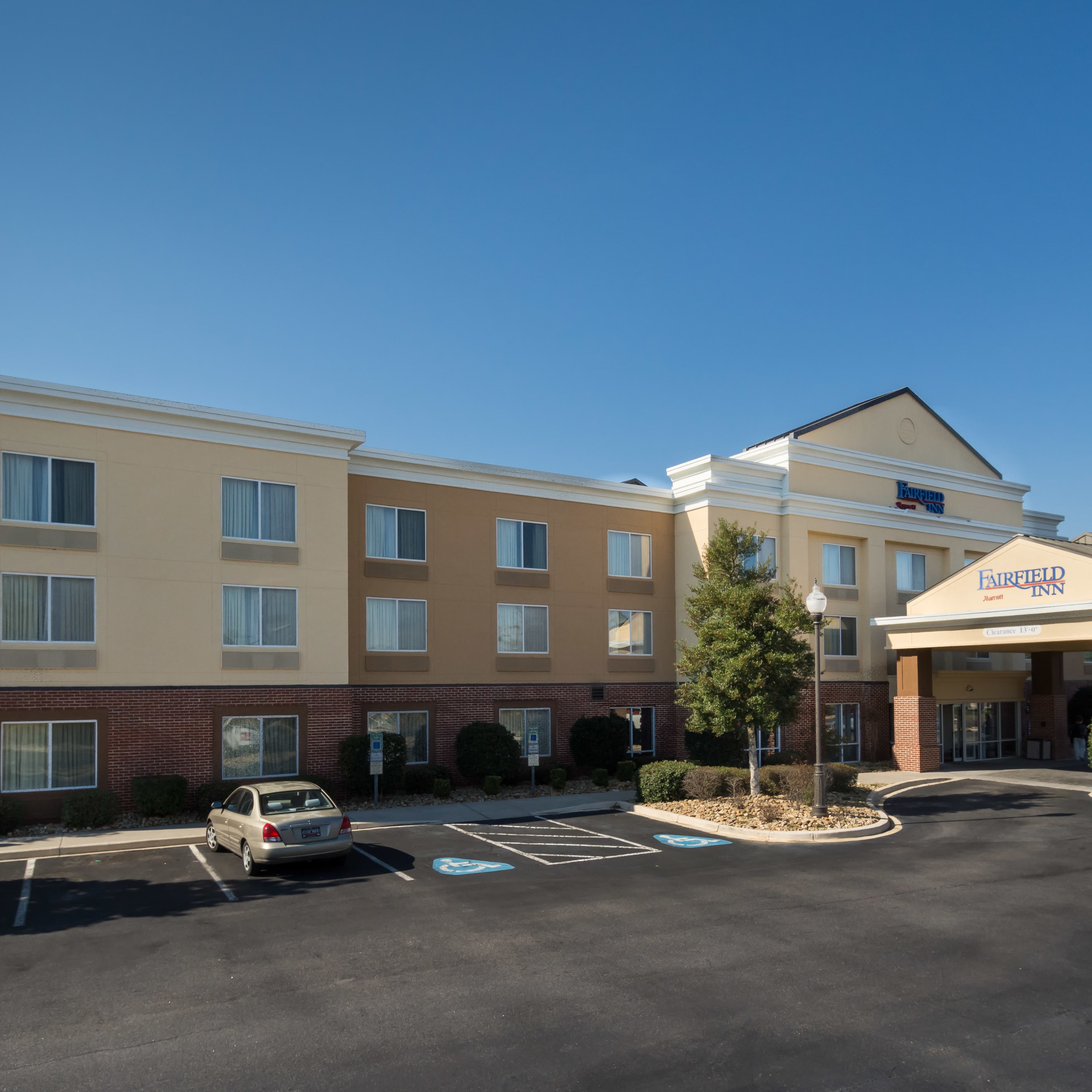 Fairfield Inn Hartsville - Image 1
