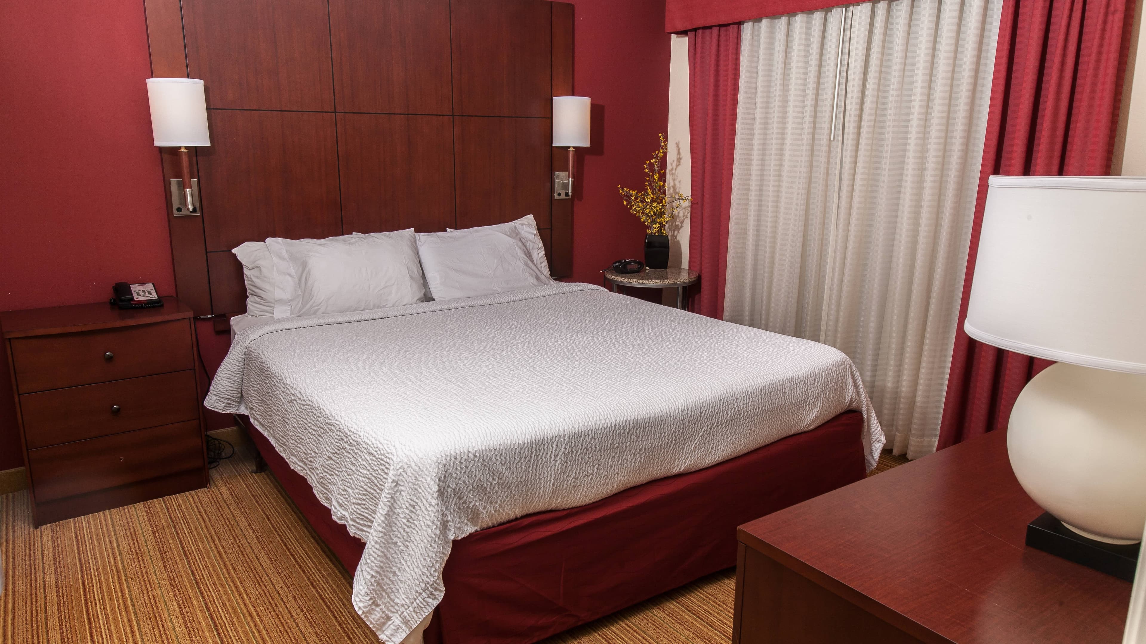 1 Bedroom Suite - Image 5