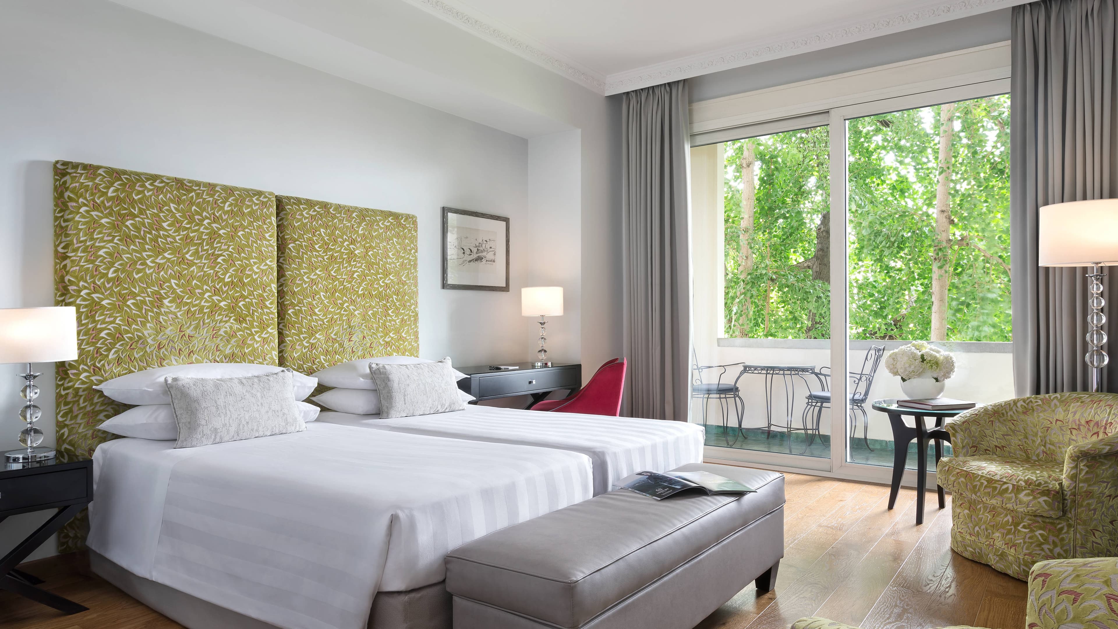 Sina Villa Medici, Autograph Collection - Image 3