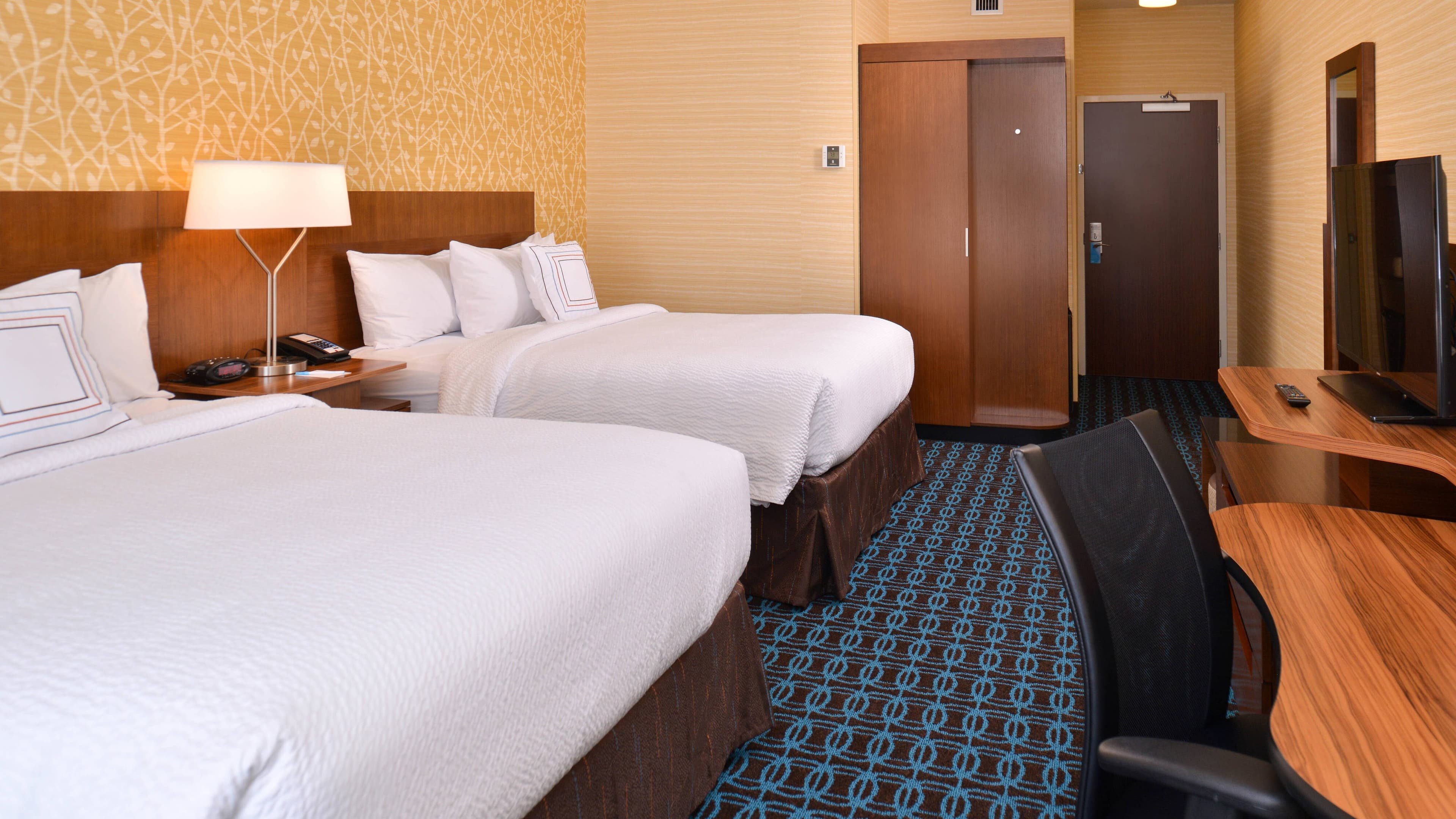Fairfield Inn & Suites Farmington — 6