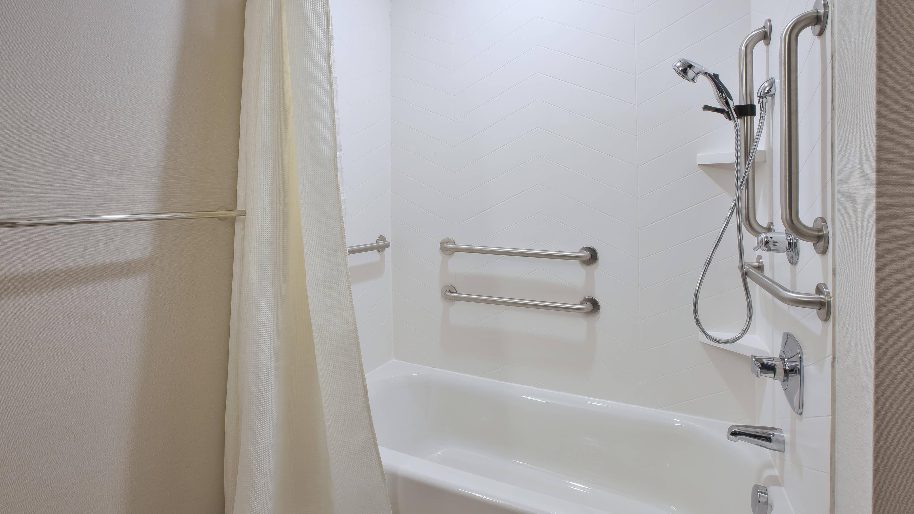 Fairfield Inn & Suites Flint Grand Blanc - Image 2