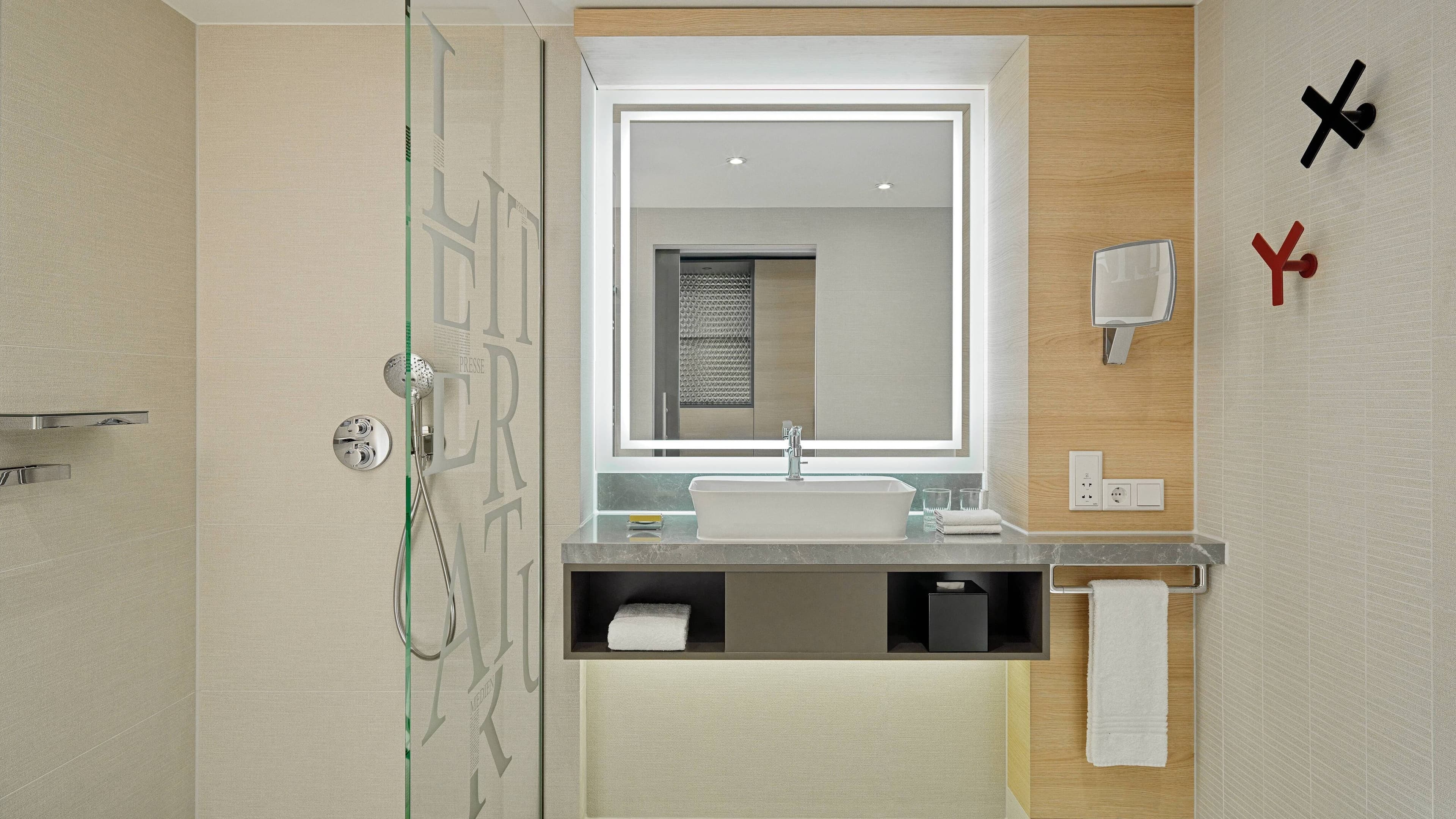 Frankfurt Airport Marriott Hotel — 15