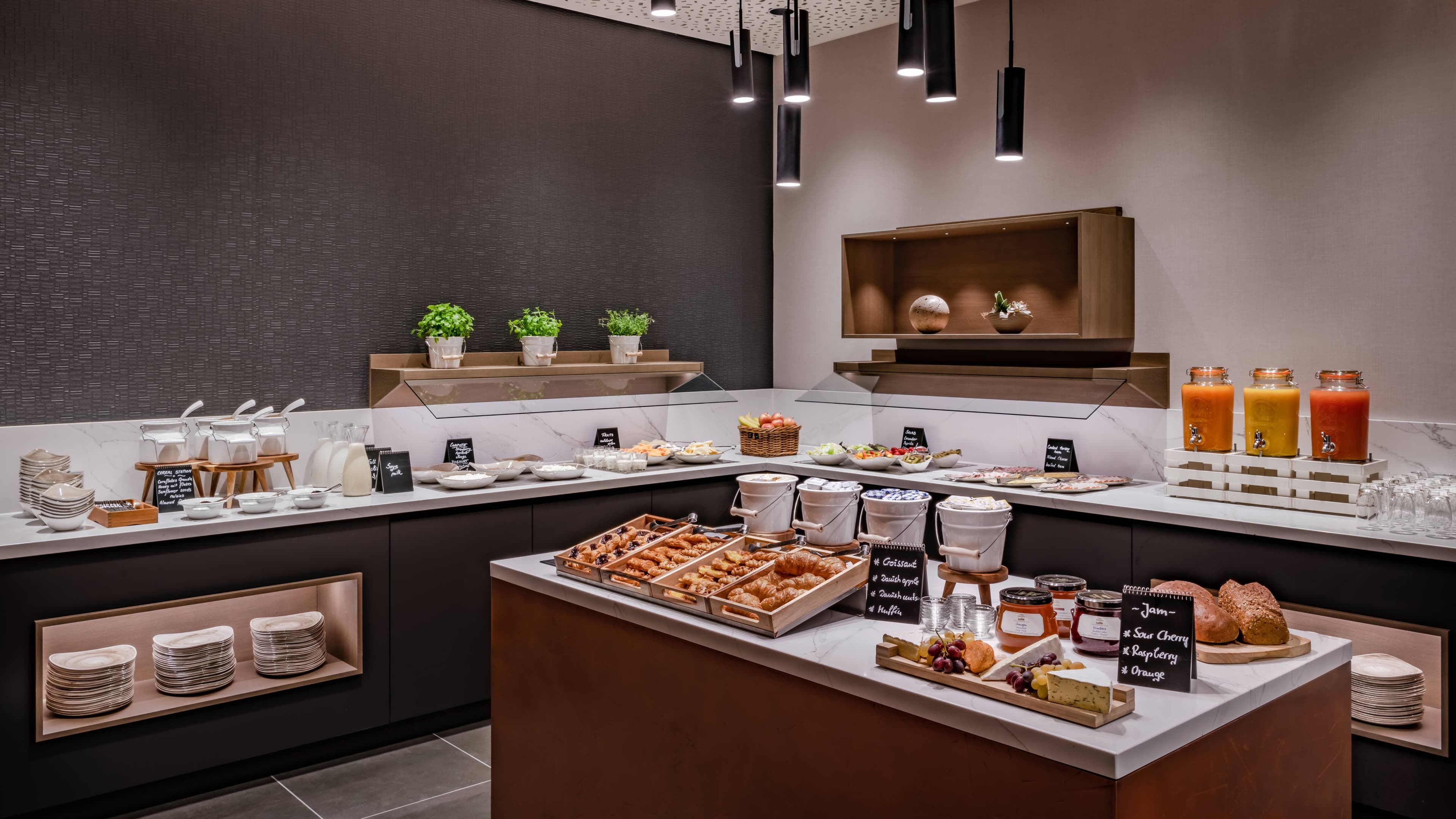 Frankfurt Marriott Hotel — 8