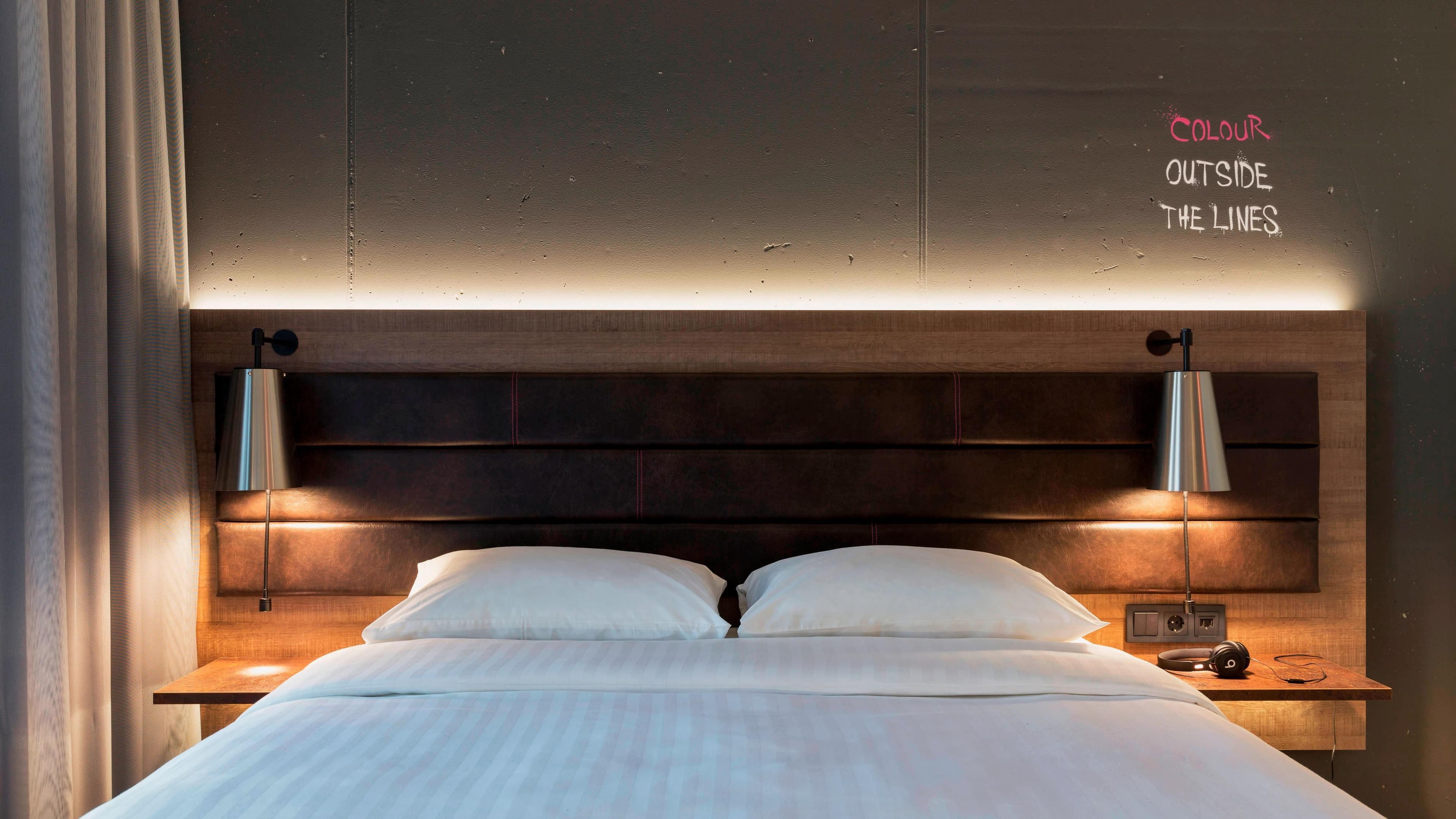 Moxy Frankfurt East - Image 3