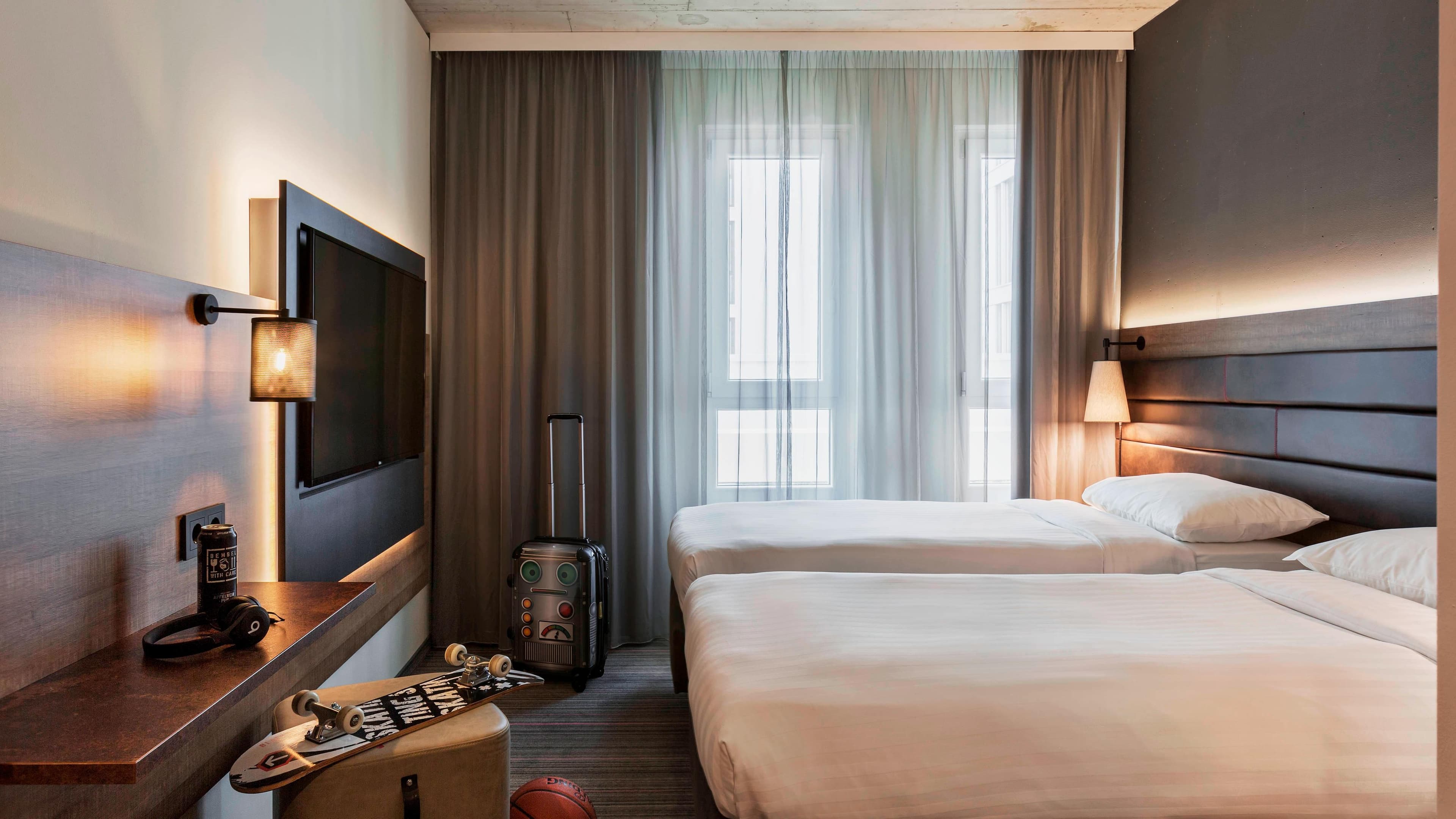 Moxy Frankfurt East — 8