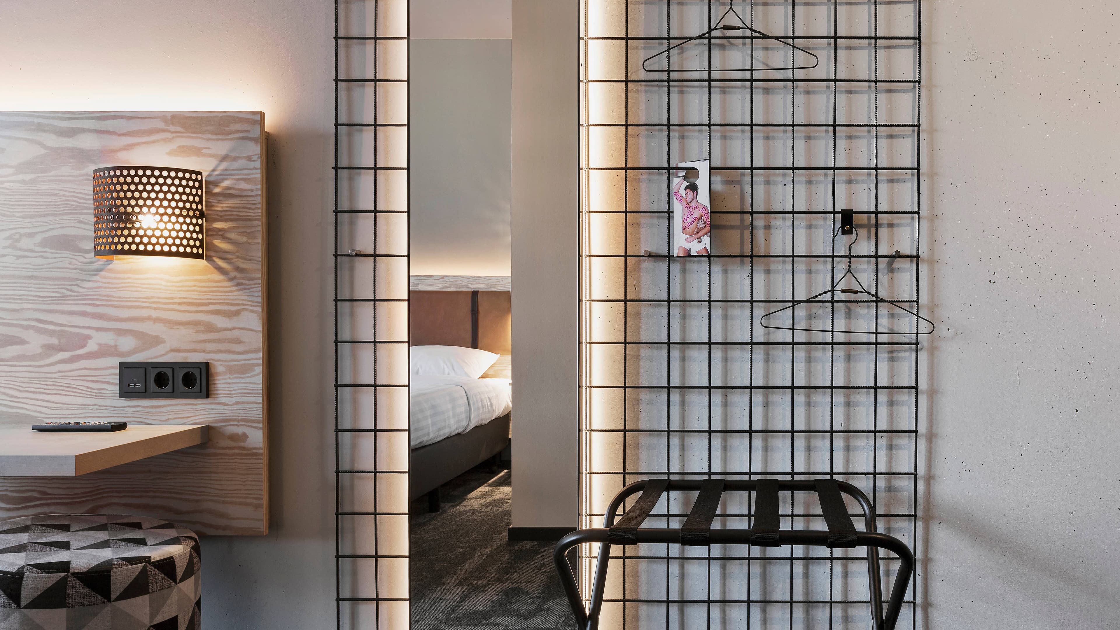 Moxy Twin Sleeper - Image 3