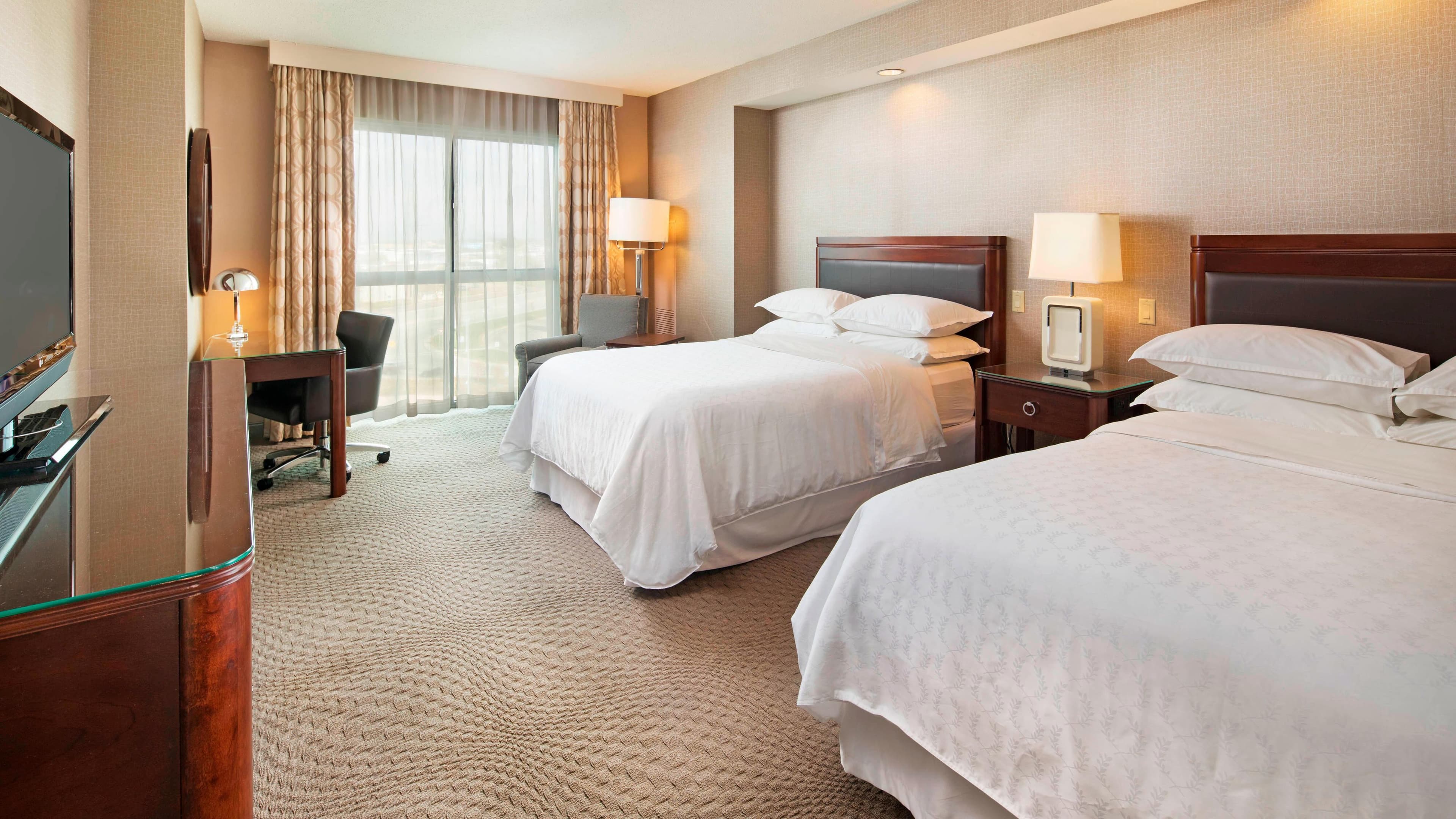Sheraton Sioux Falls Hotel & Convention Center - Image 2