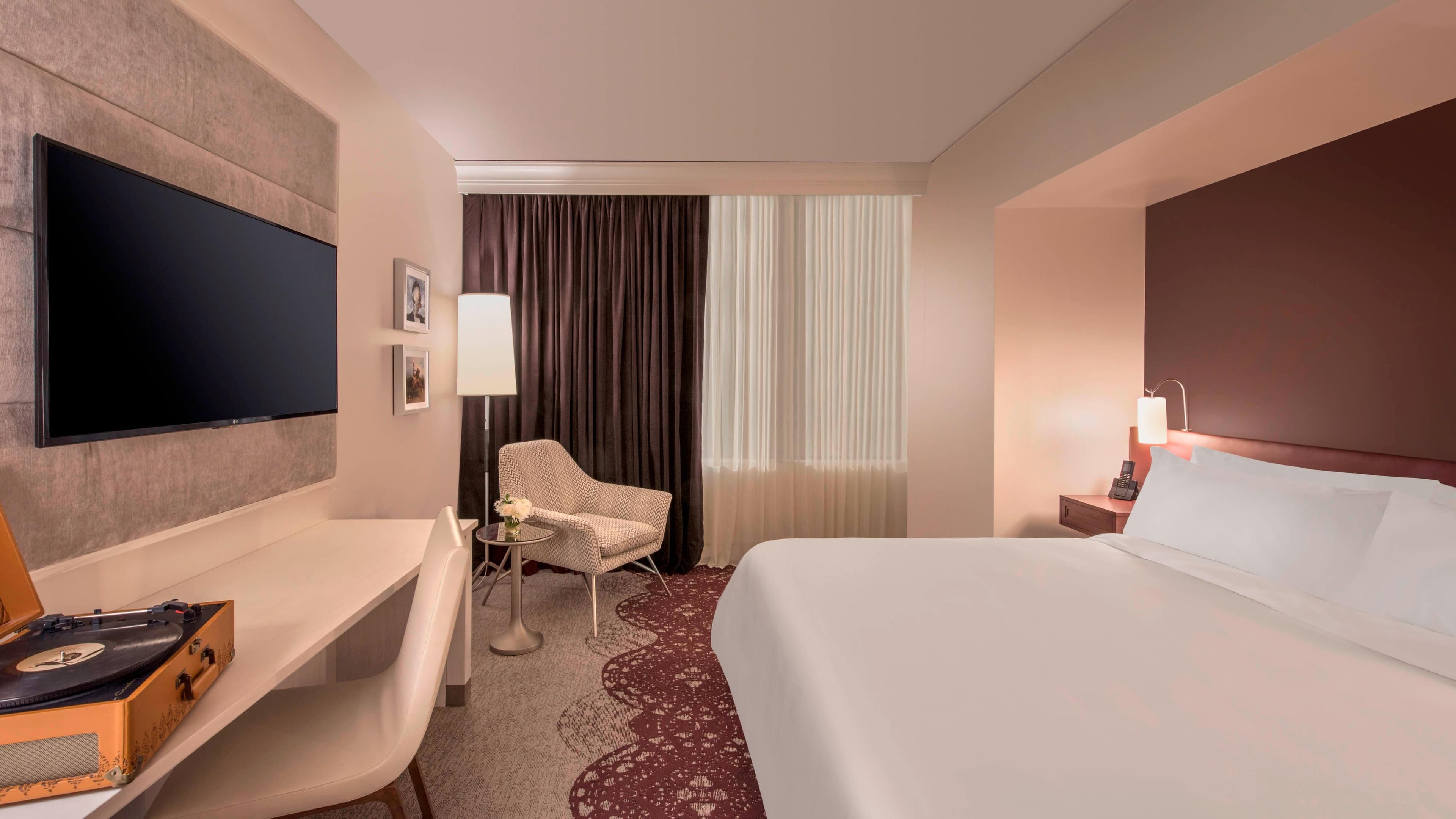 The Elizabeth Hotel, Autograph Collection - Image 2