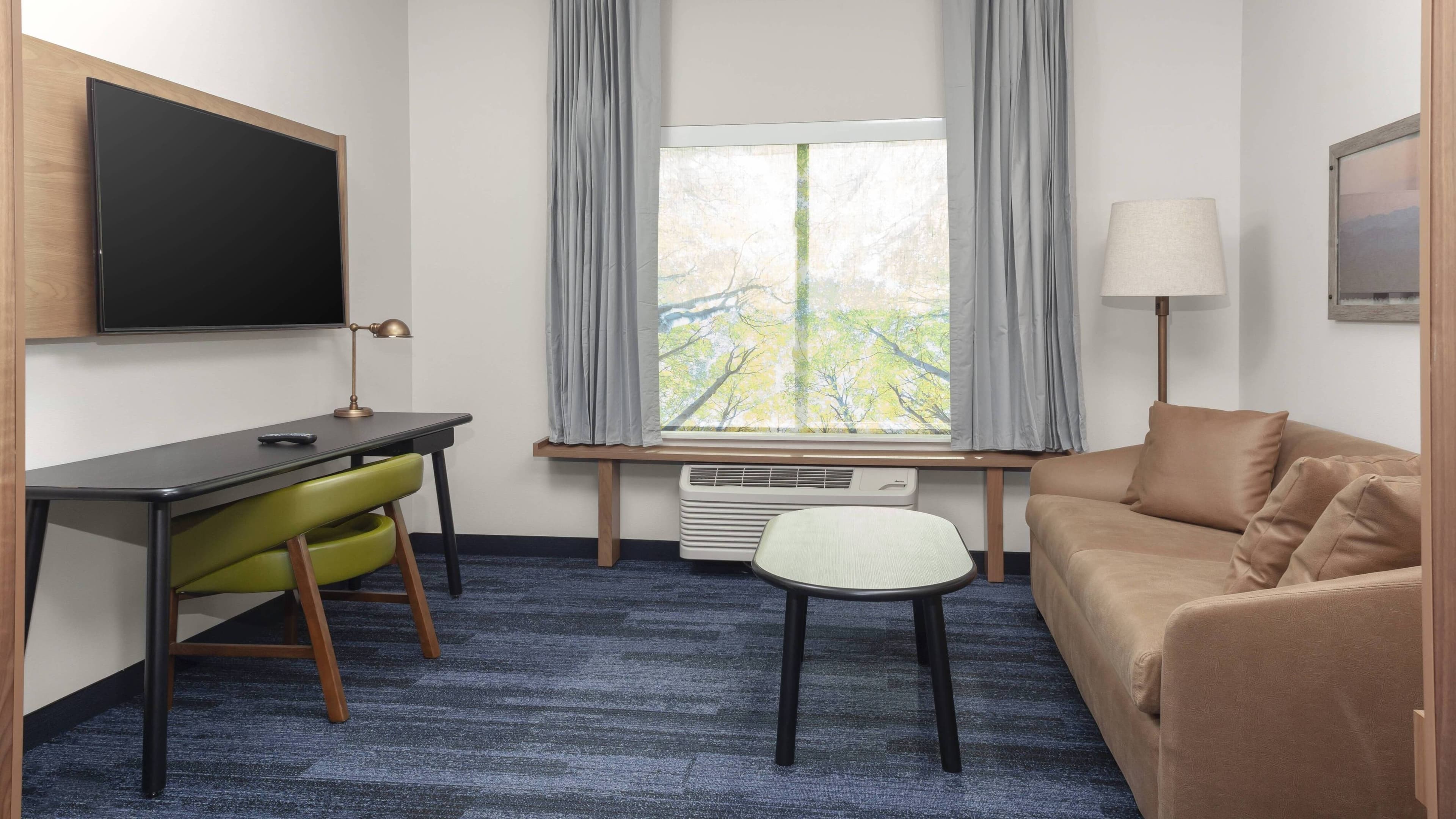 Fairfield Inn & Suites Fort Collins South - Image 2