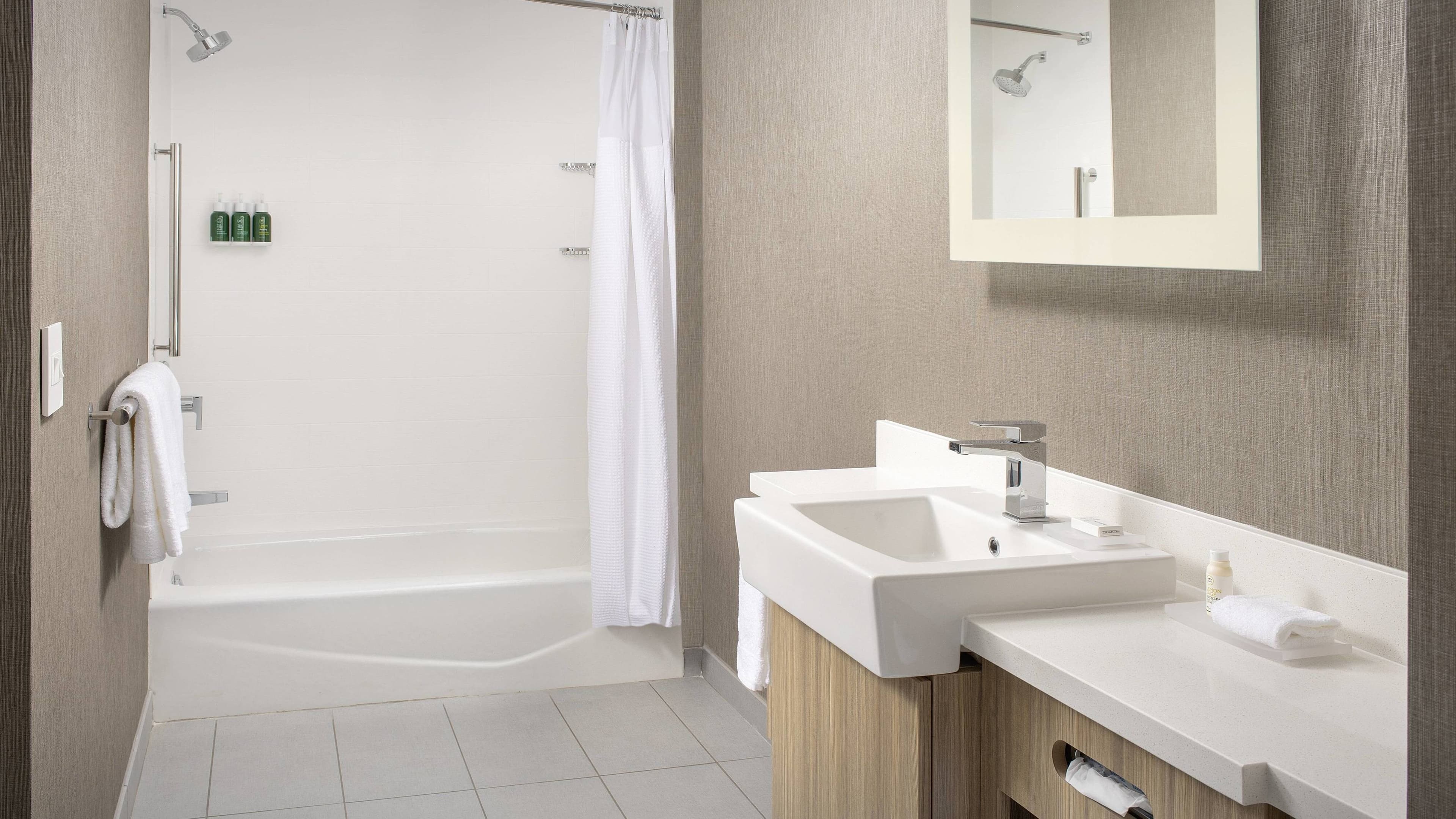 Suite - Image 7