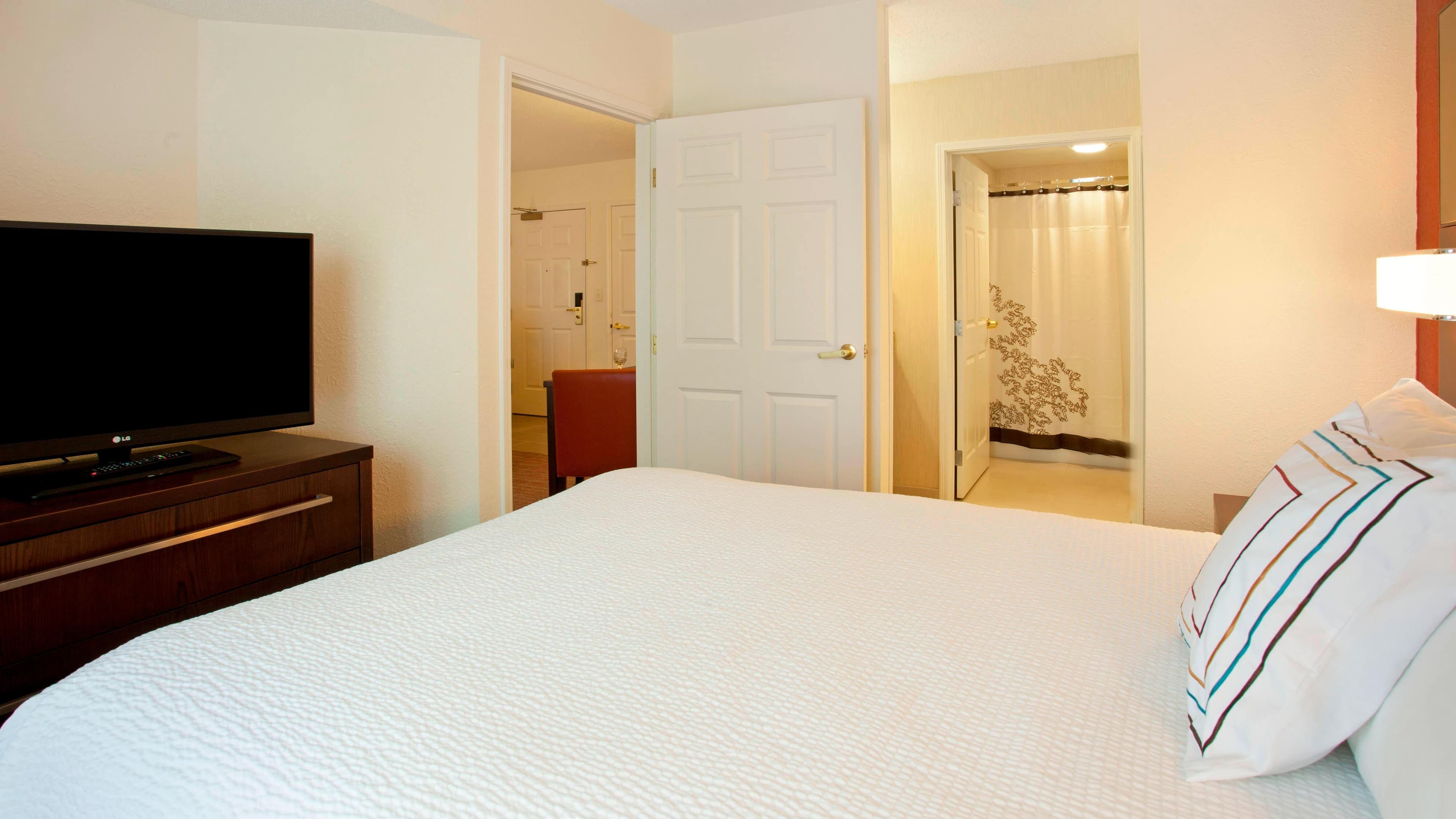 Residence Inn Fort Wayne - Image 2