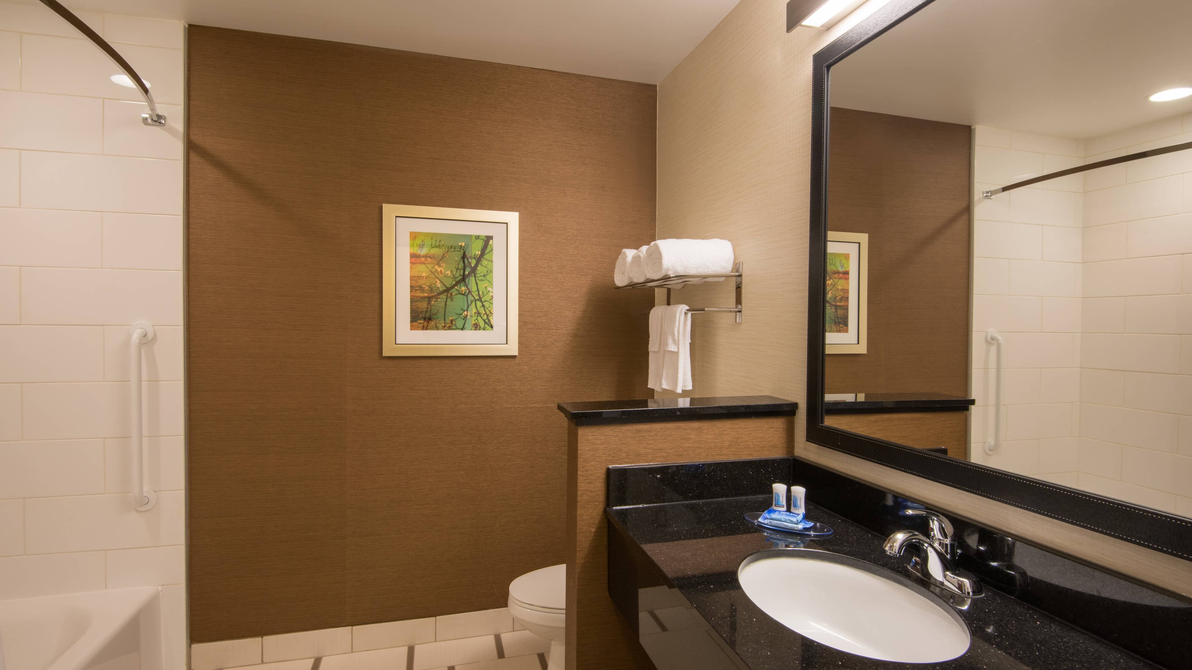 Fairfield Inn & Suites Fort Wayne Southwest — 7
