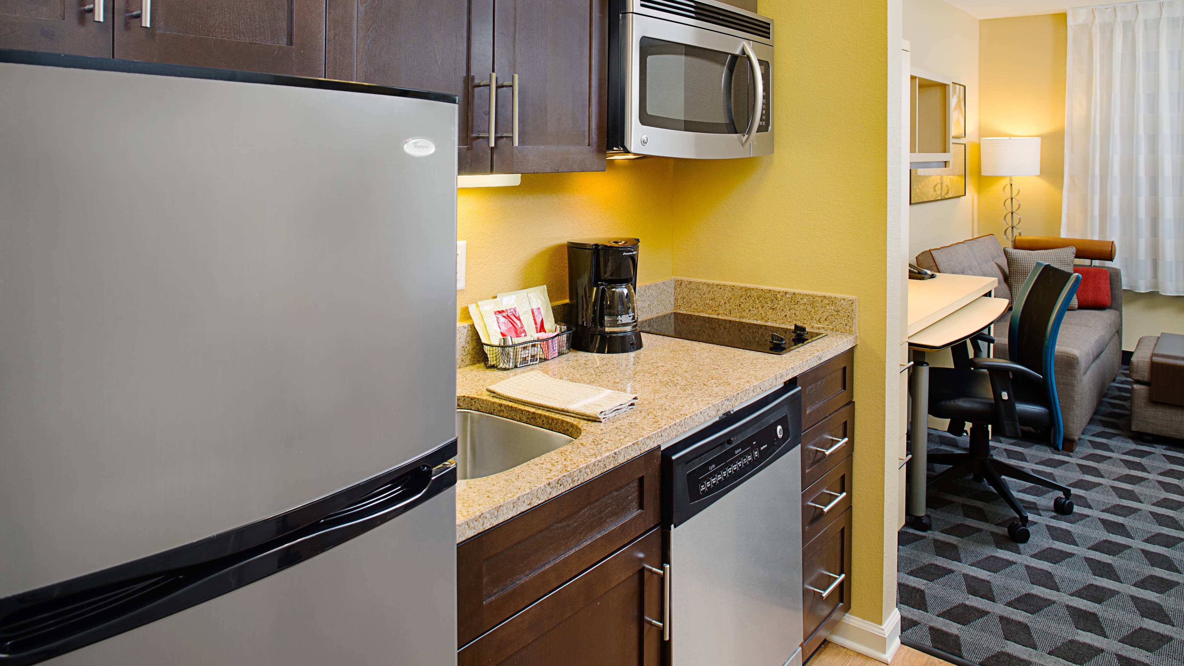 TownePlace Suites Fayetteville North/Springdale - Image 3