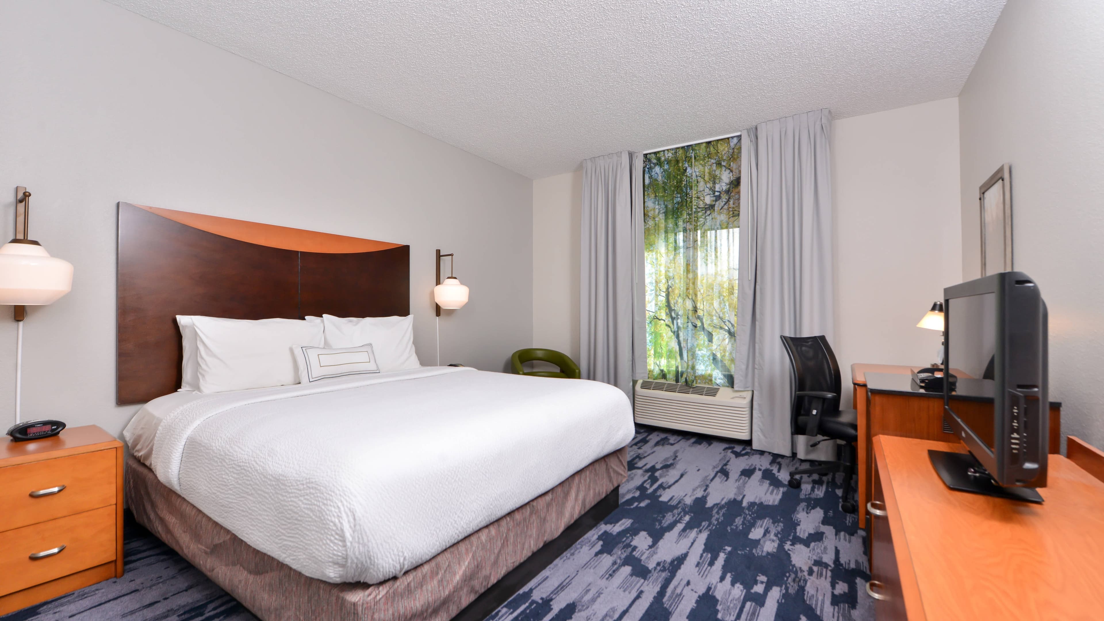 Fairfield Inn & Suites Ocala - Image 4