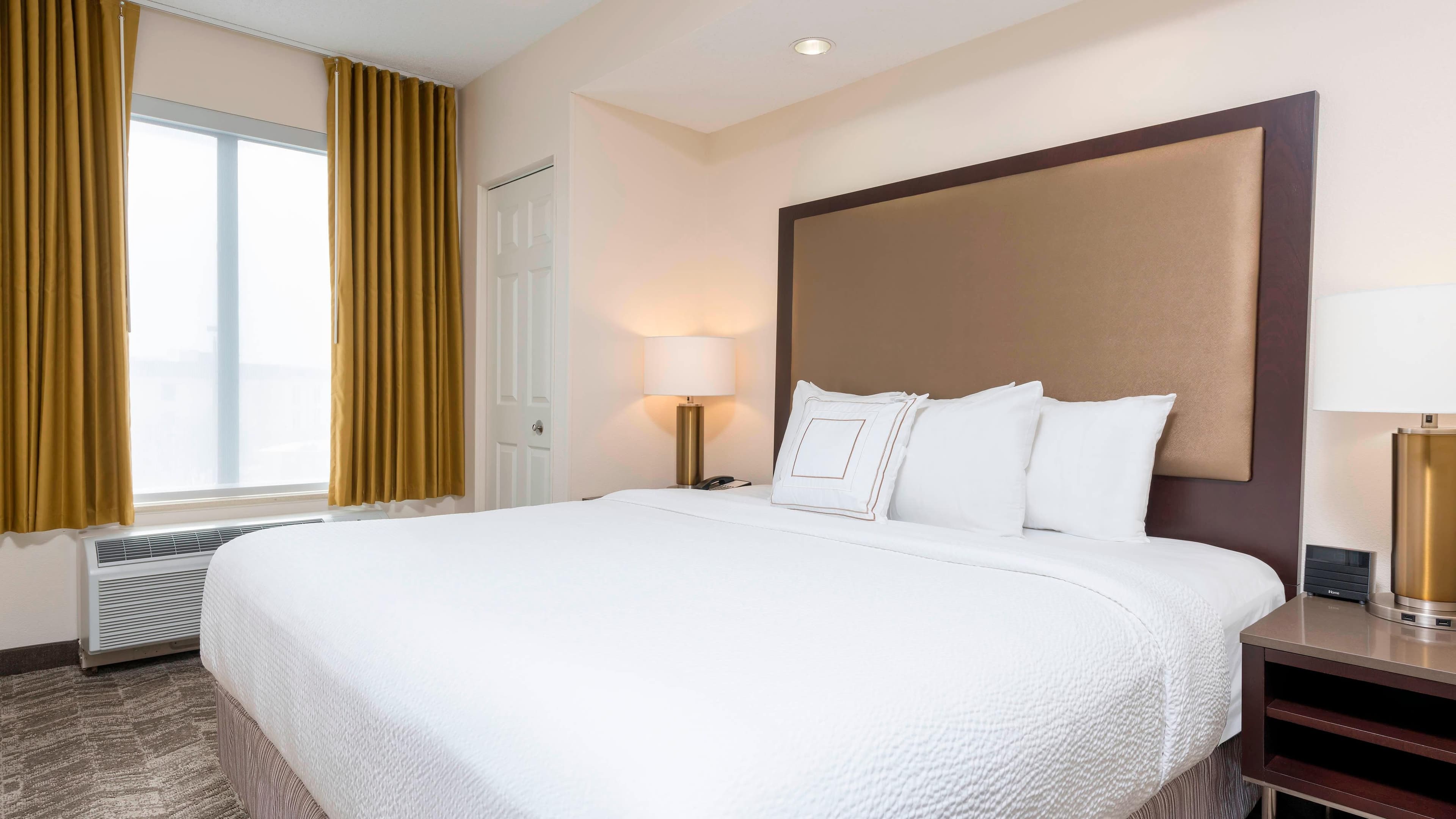 SpringHill Suites Grand Rapids North — 10