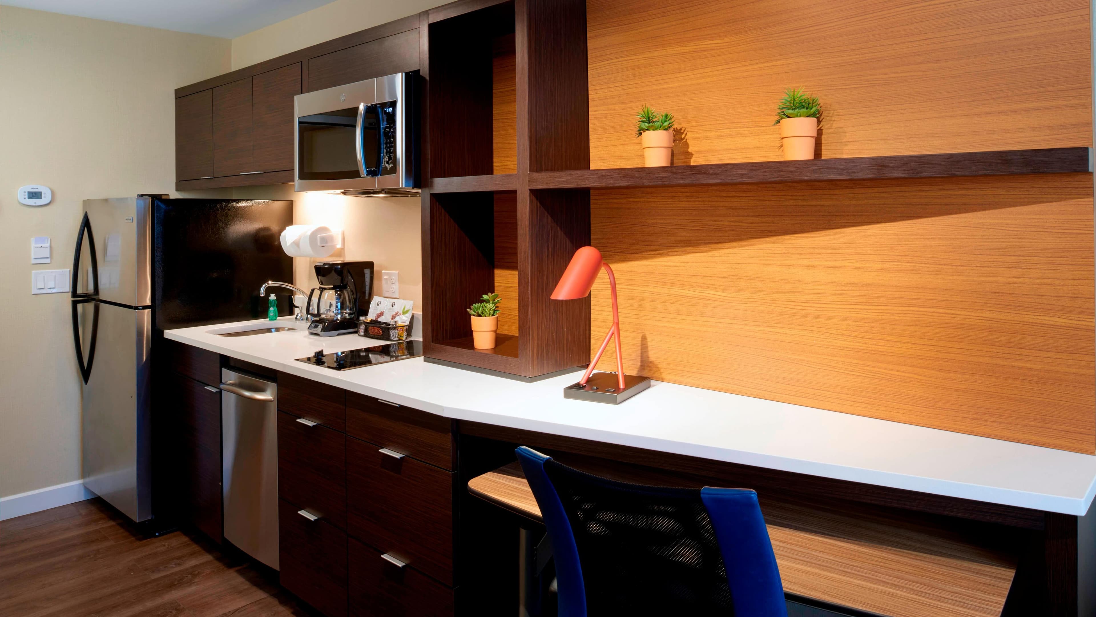 TownePlace Suites Grand Rapids Airport - Image 3