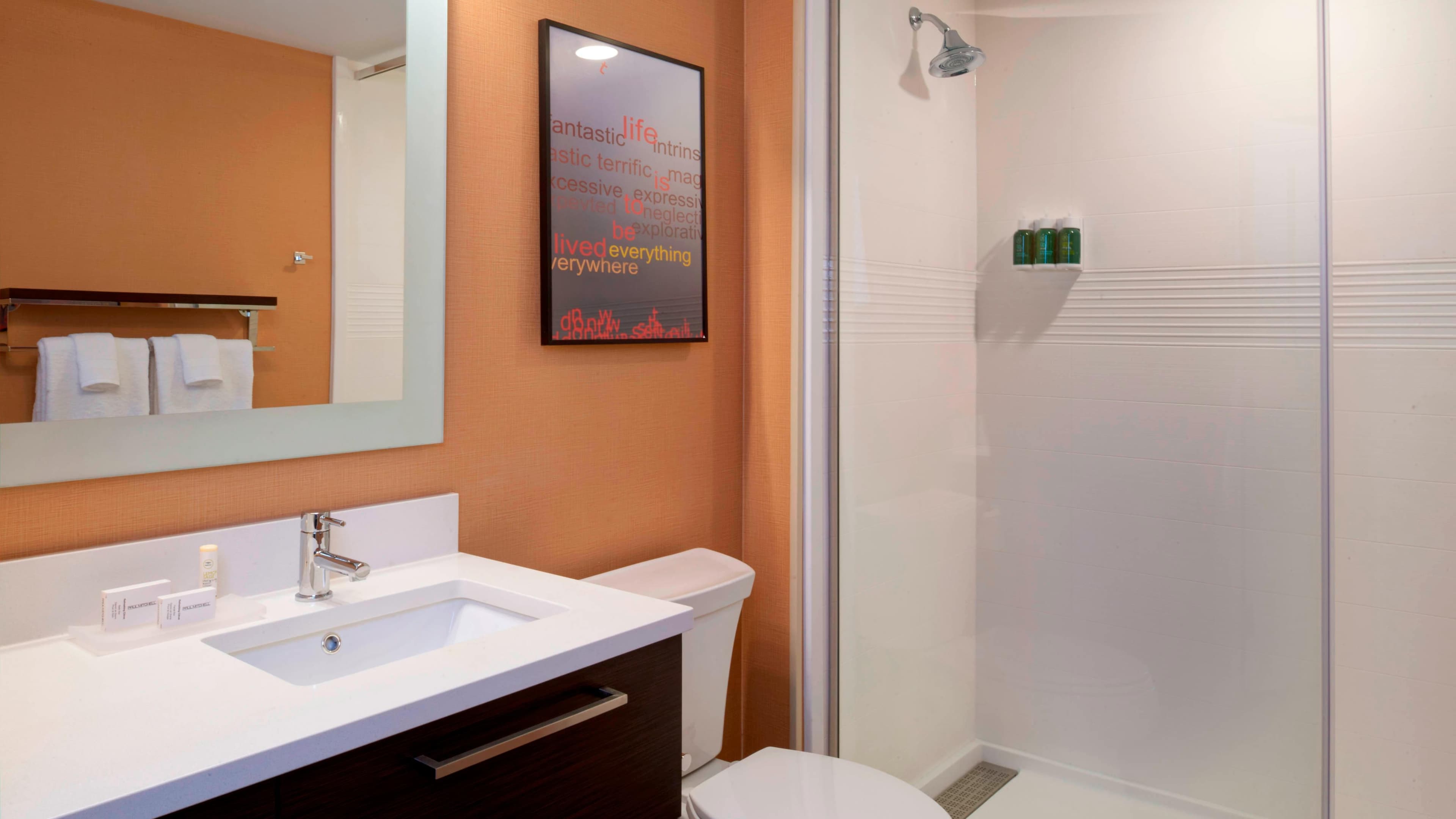 TownePlace Suites Grand Rapids Airport - Image 4