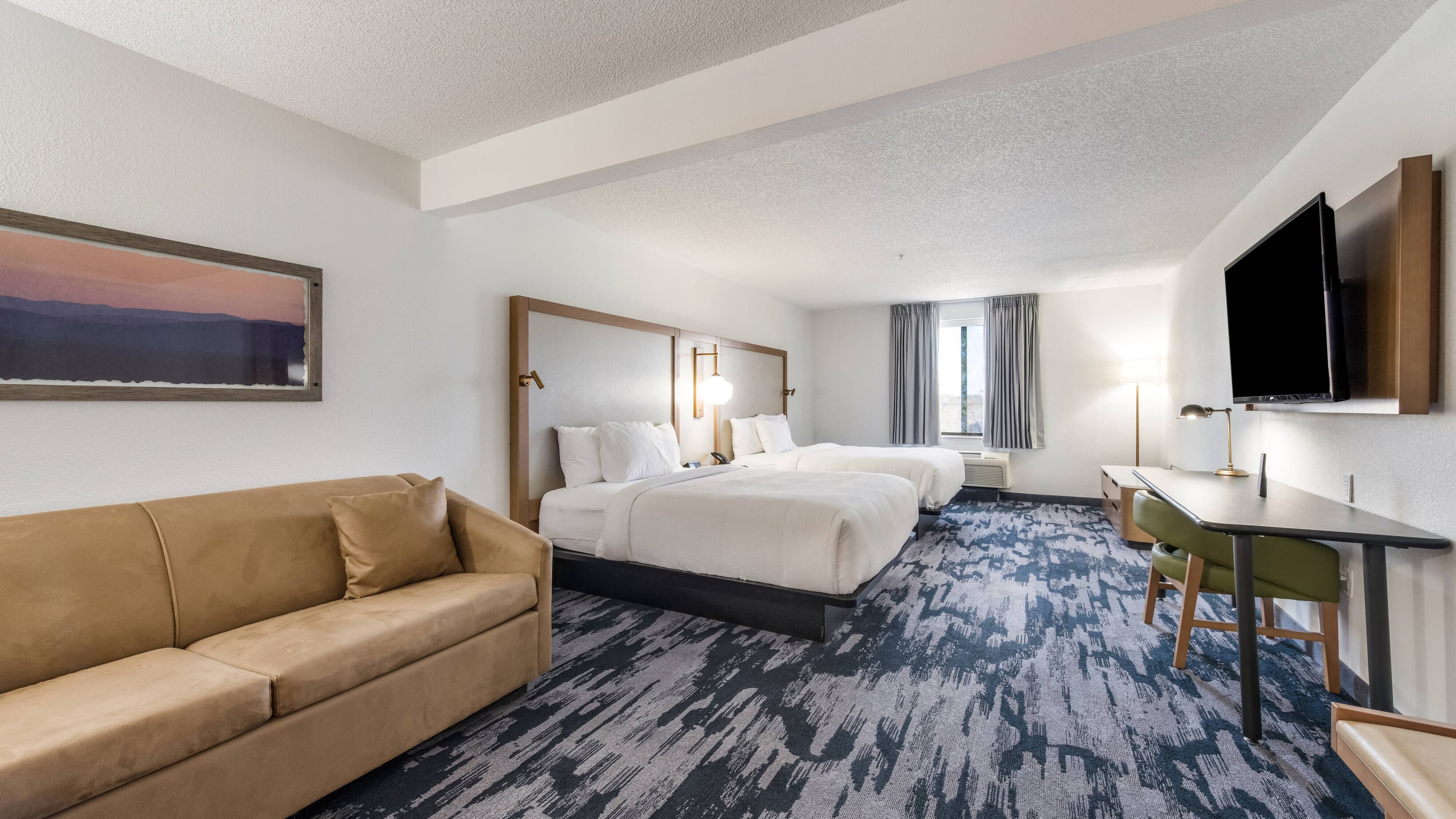 Fairfield Inn & Suites Greensboro Coliseum Area — 8